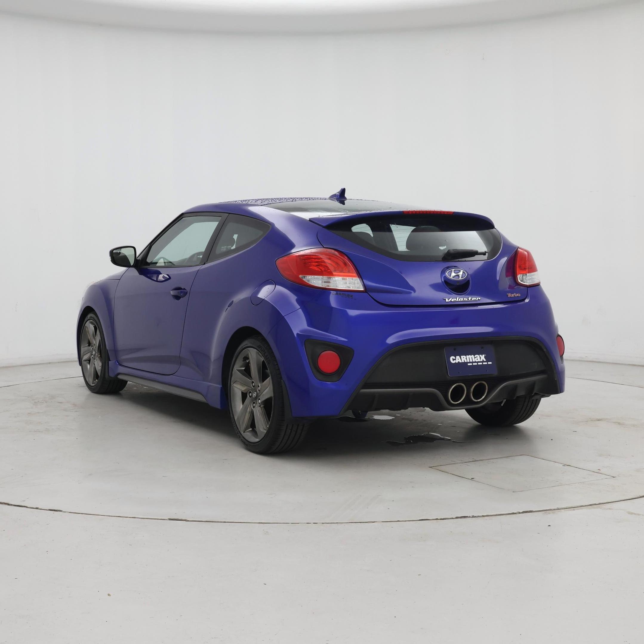 Thumbnail: 2015 Hyundai Veloster - 2