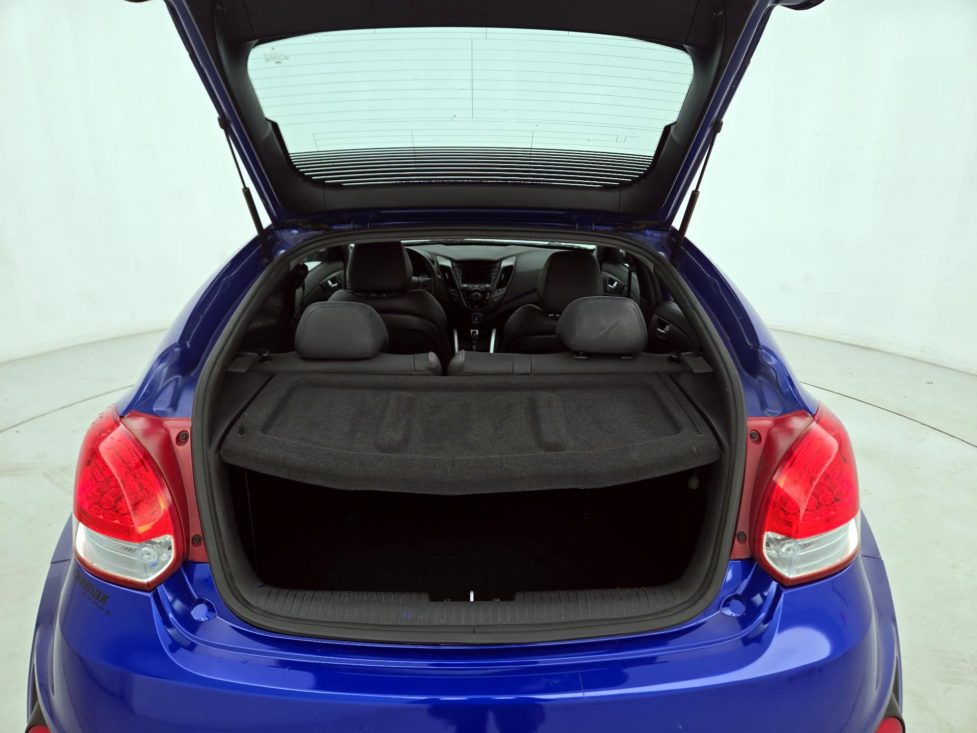 Thumbnail: 2015 Hyundai Veloster - 20
