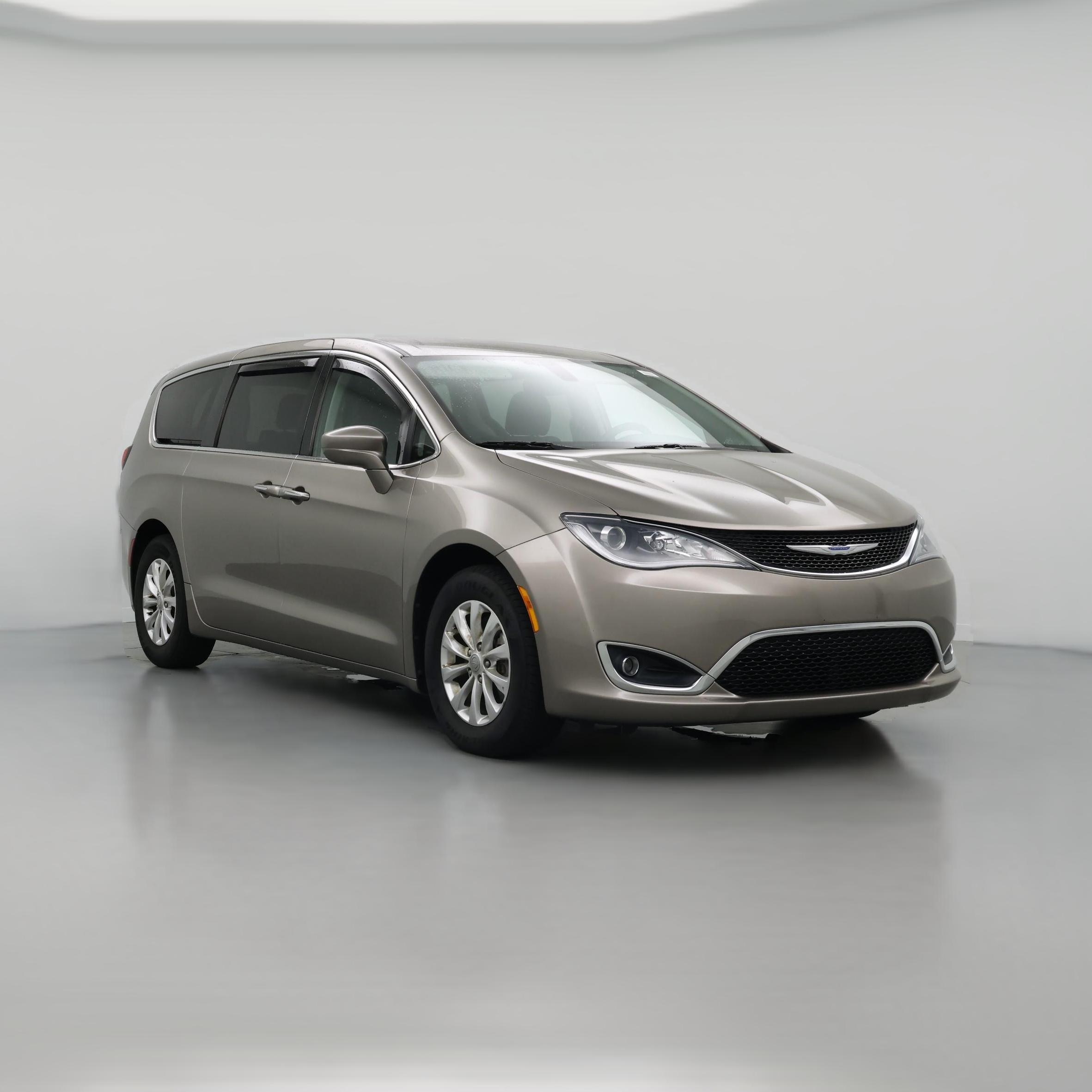 Thumbnail: 2018 Chrysler Pacifica - 1