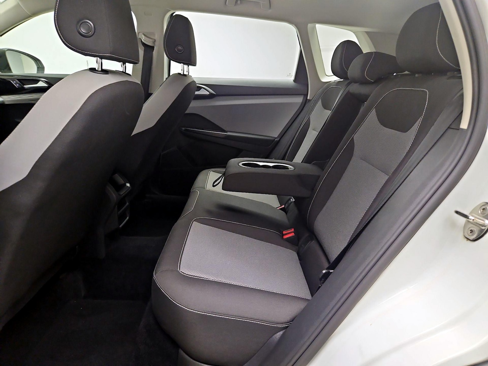 2022 Volkswagen Taos S - Photo 18