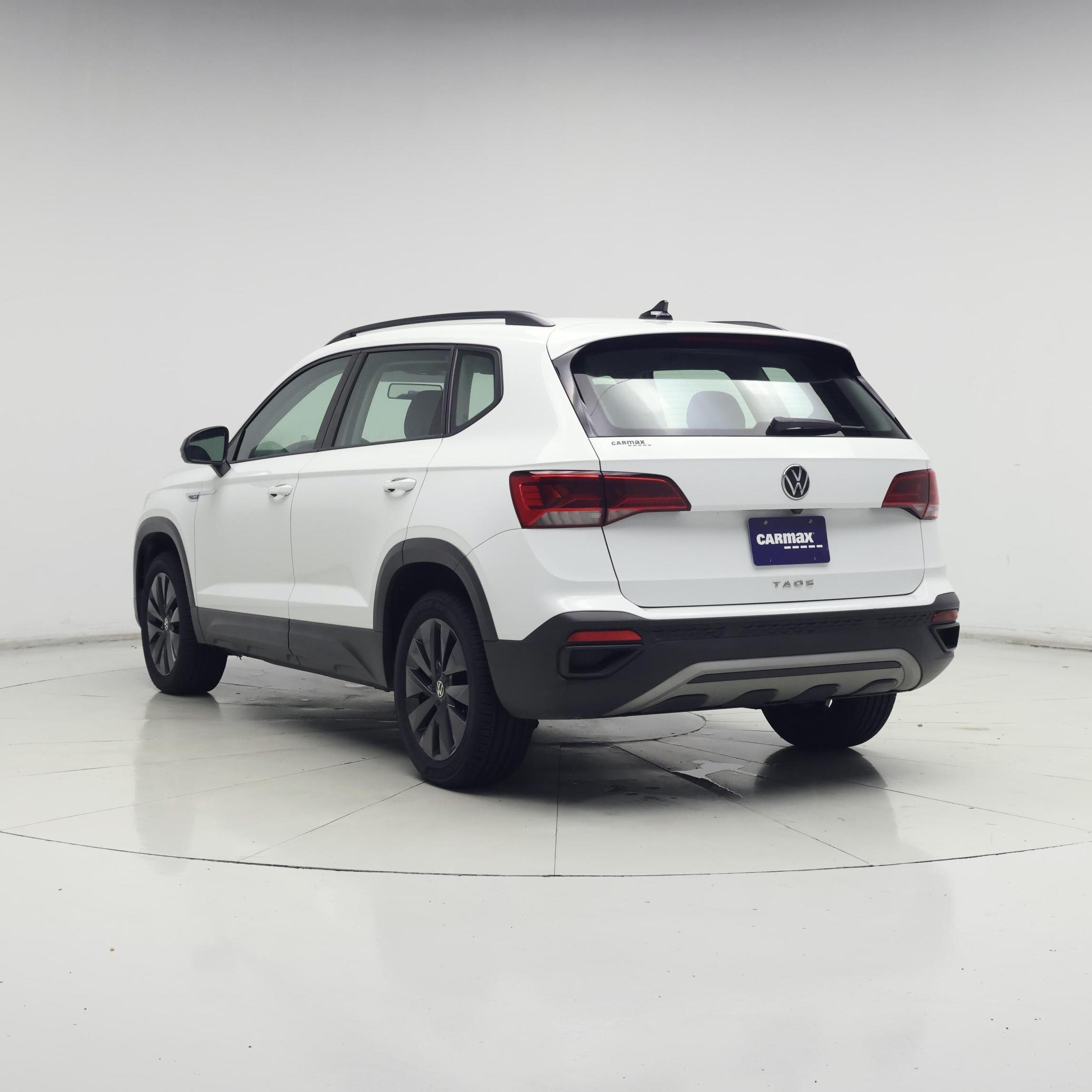 Thumbnail: 2022 Volkswagen Taos - 2