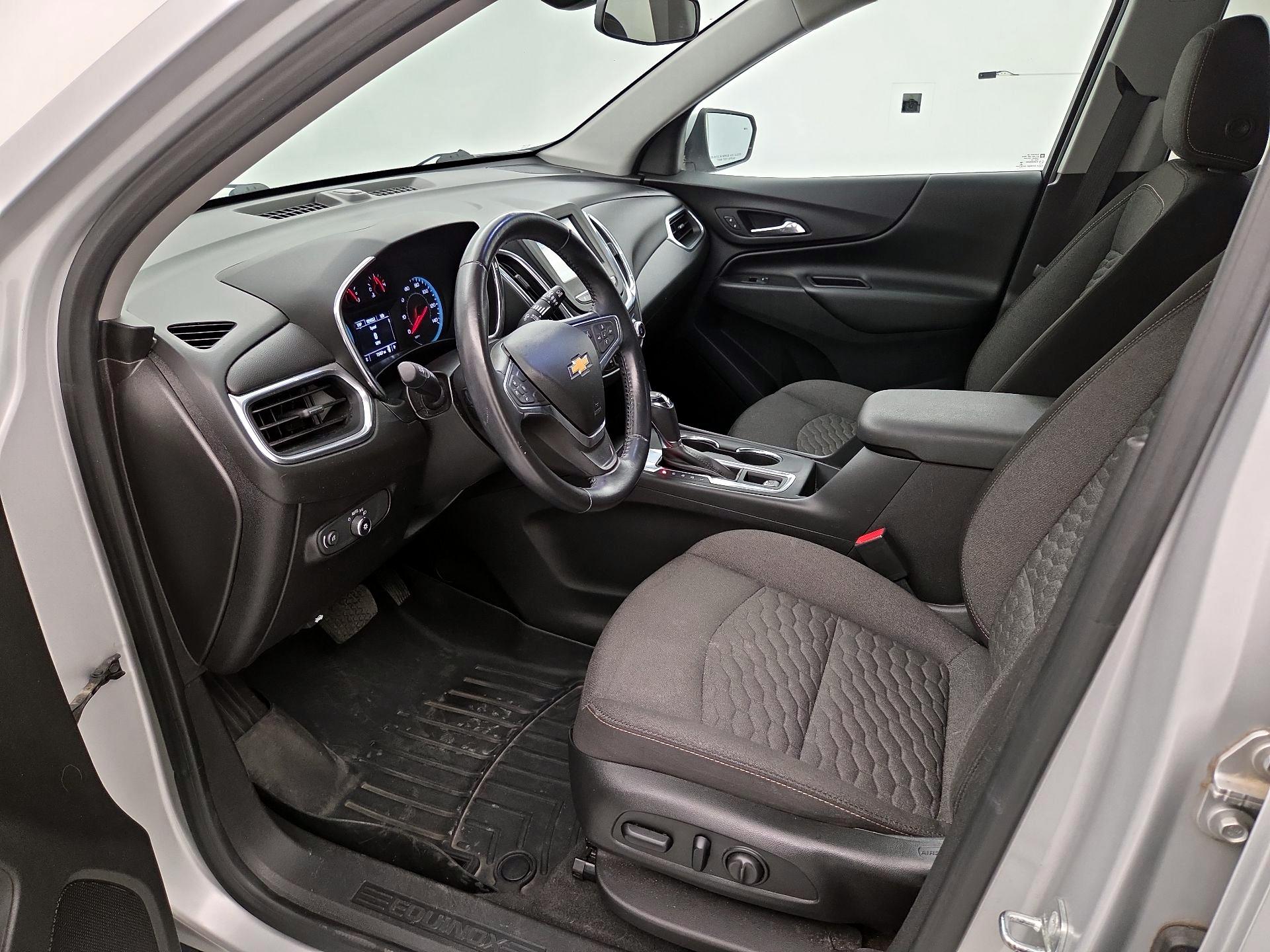 Thumbnail: 2018 Chevrolet Equinox - 11