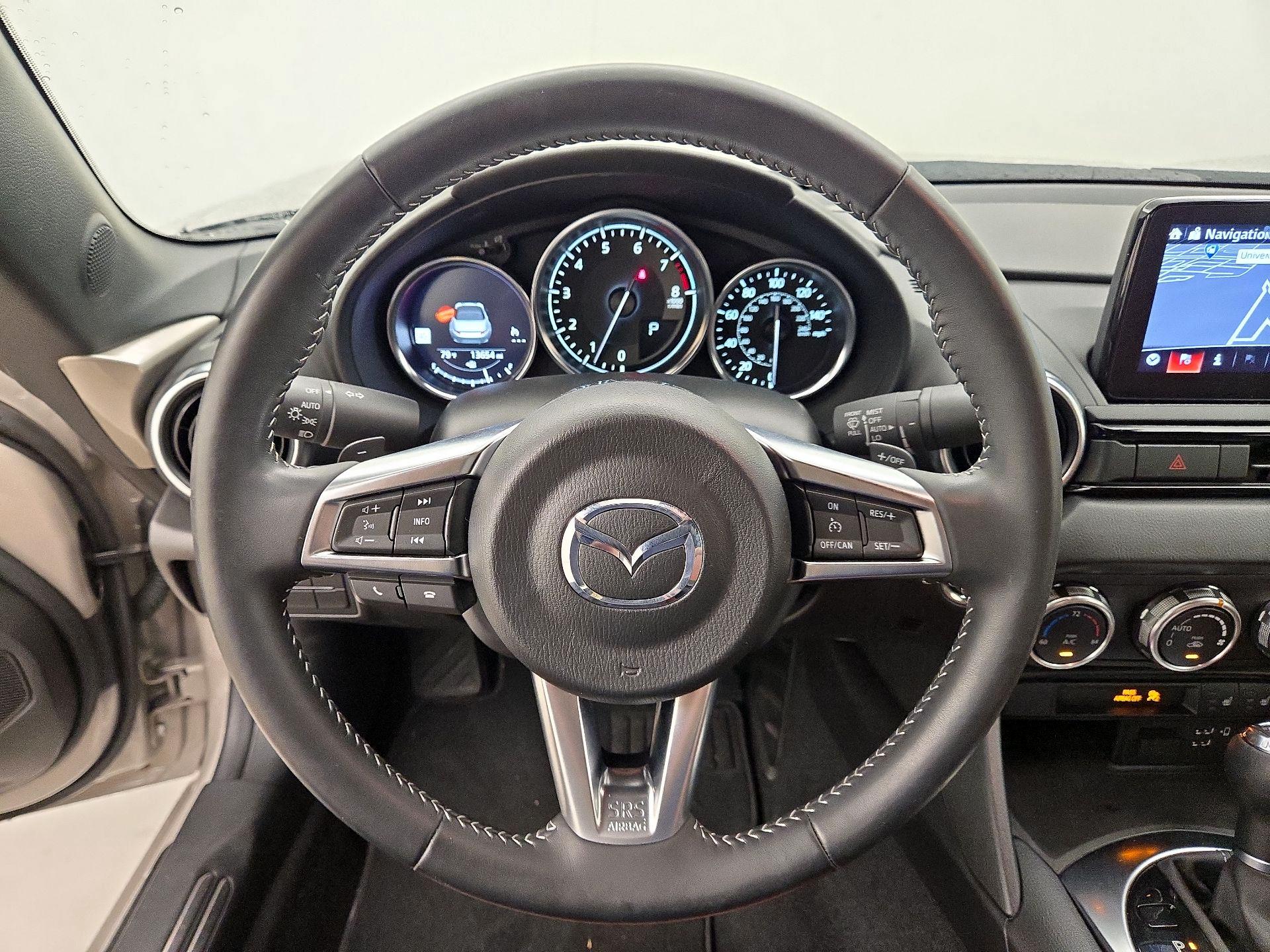 Thumbnail: 2023 Mazda MX-5 Miata - 10