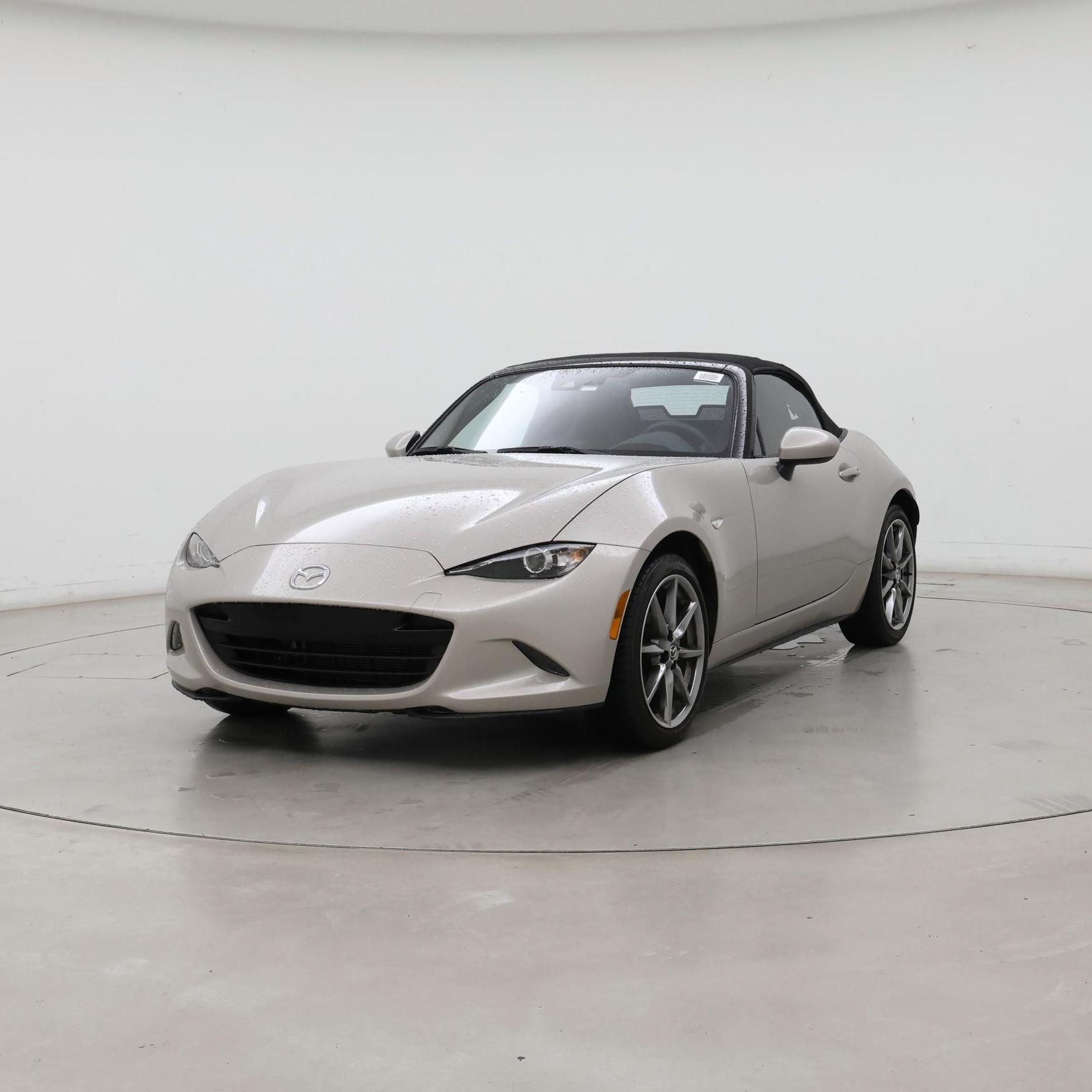 Thumbnail: 2023 Mazda MX-5 Miata - 4