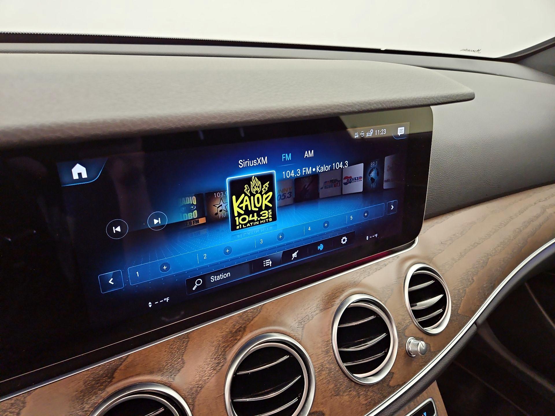 Thumbnail: 2022 Mercedes-Benz E-Class - 16
