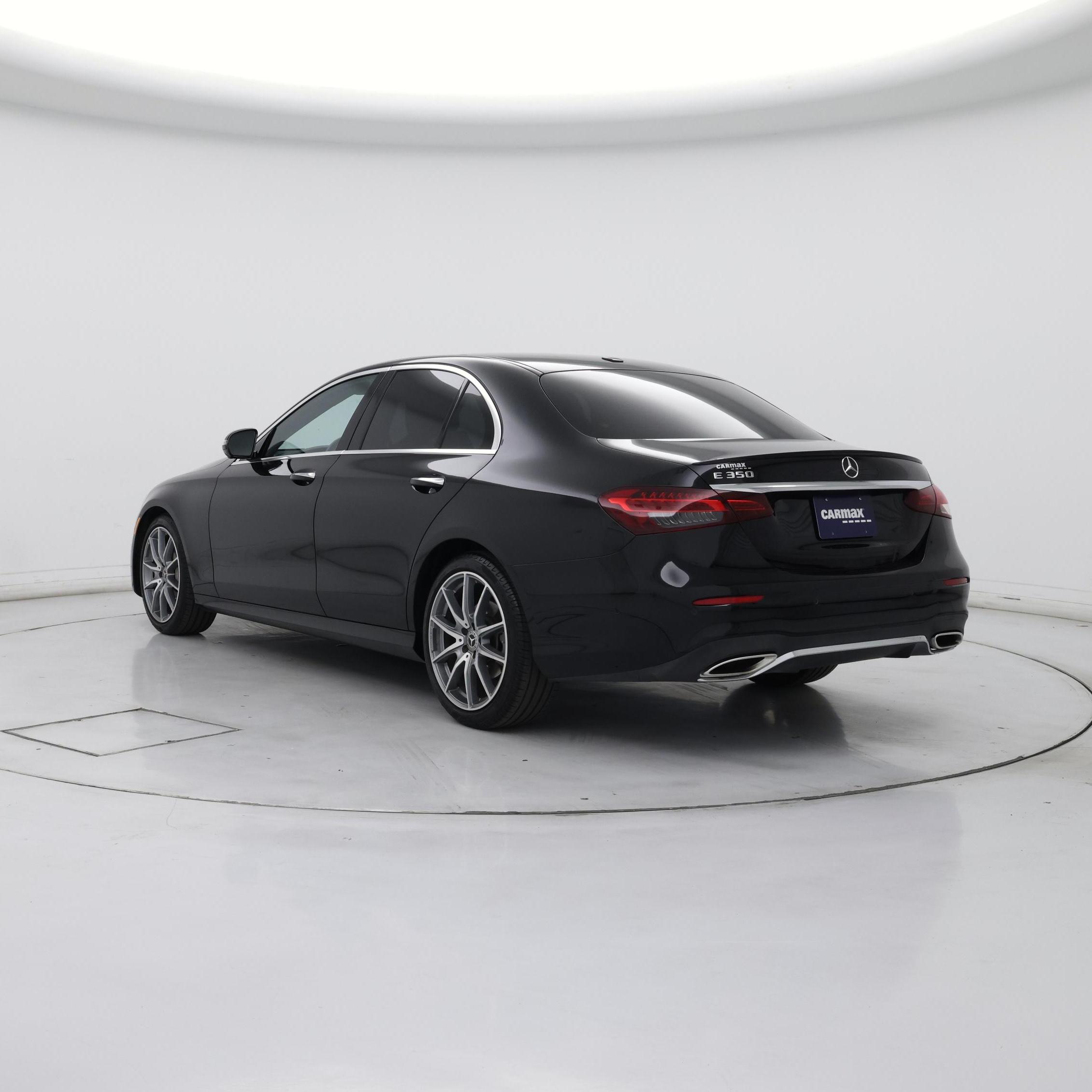 Thumbnail: 2022 Mercedes-Benz E-Class - 2