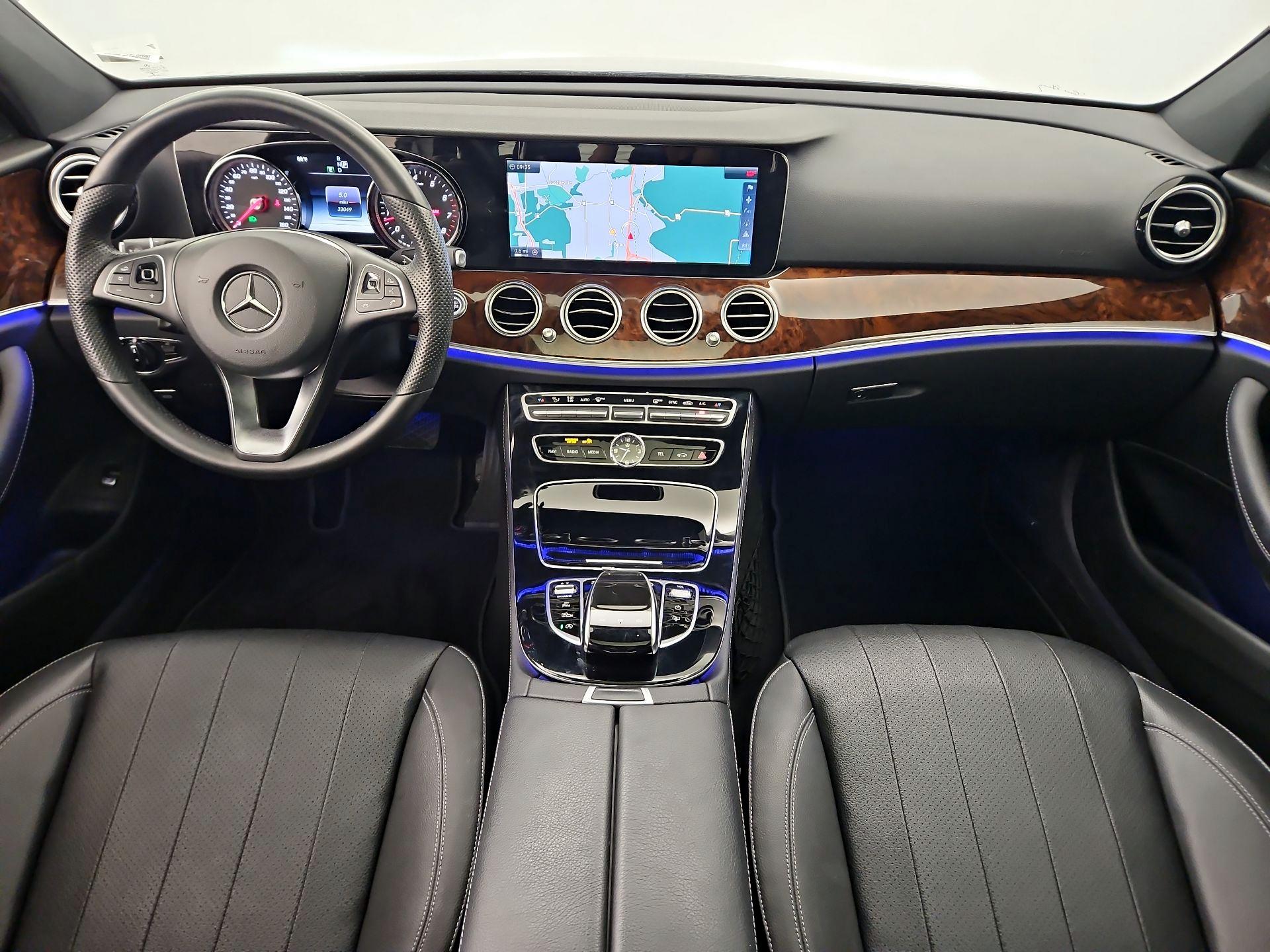 Thumbnail: 2017 Mercedes-Benz E-Class - 9
