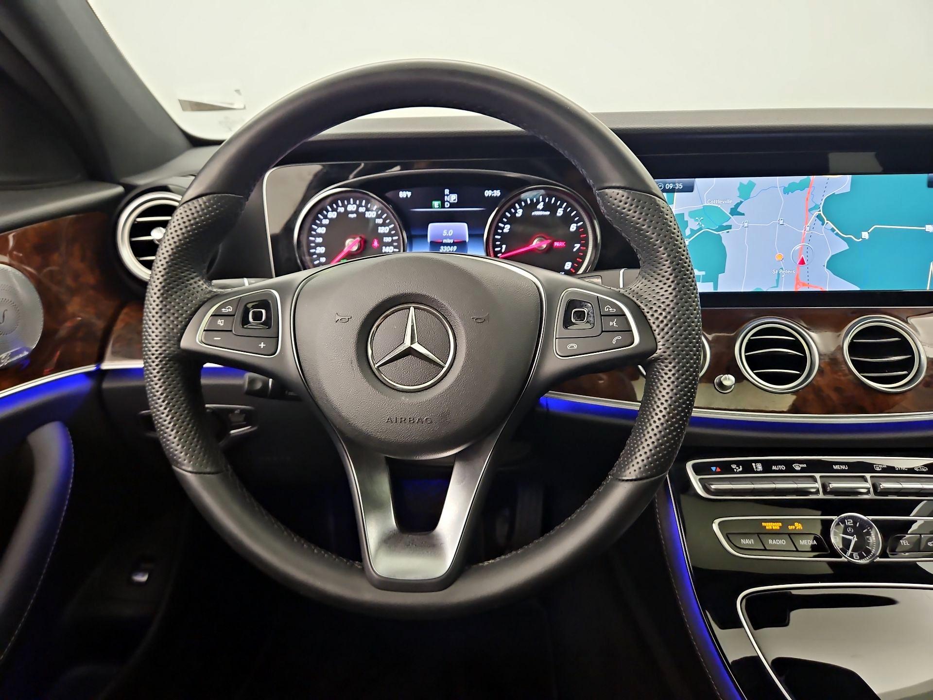 Thumbnail: 2017 Mercedes-Benz E-Class - 10