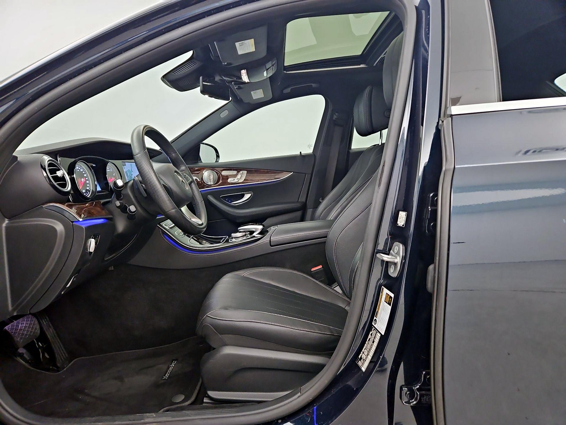 Thumbnail: 2017 Mercedes-Benz E-Class - 11