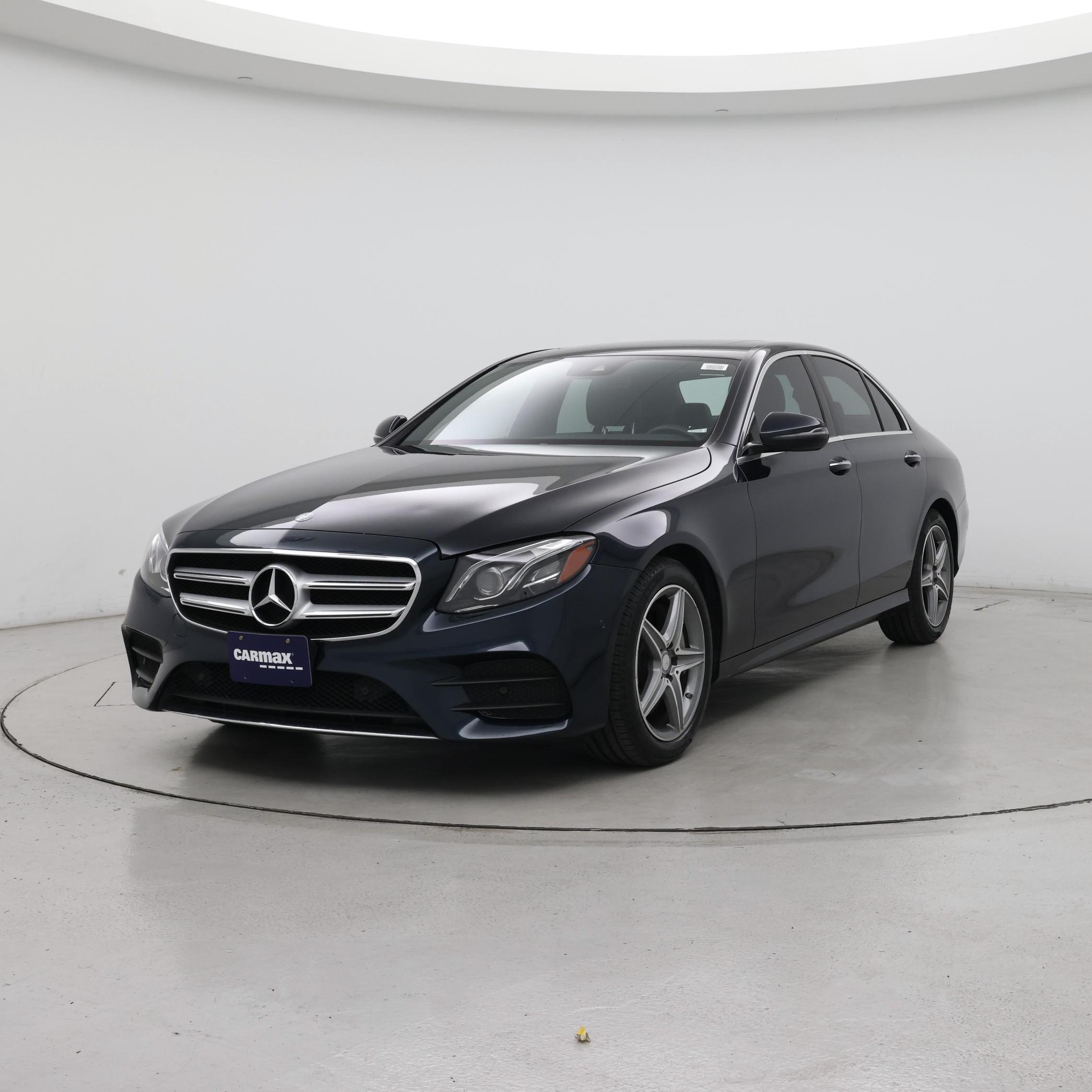 Thumbnail: 2017 Mercedes-Benz E-Class - 4