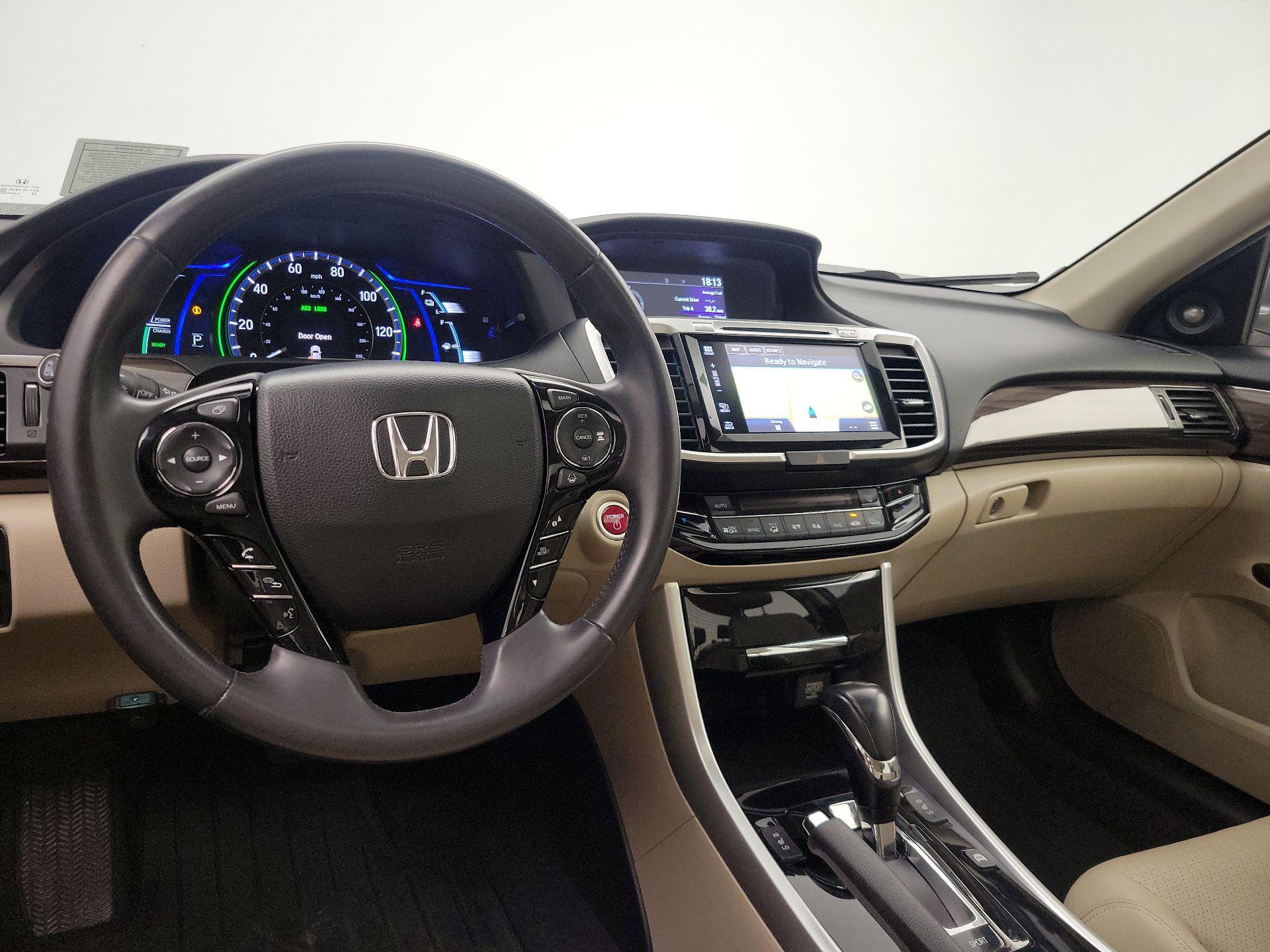 Thumbnail: 2017 Honda Accord - 9