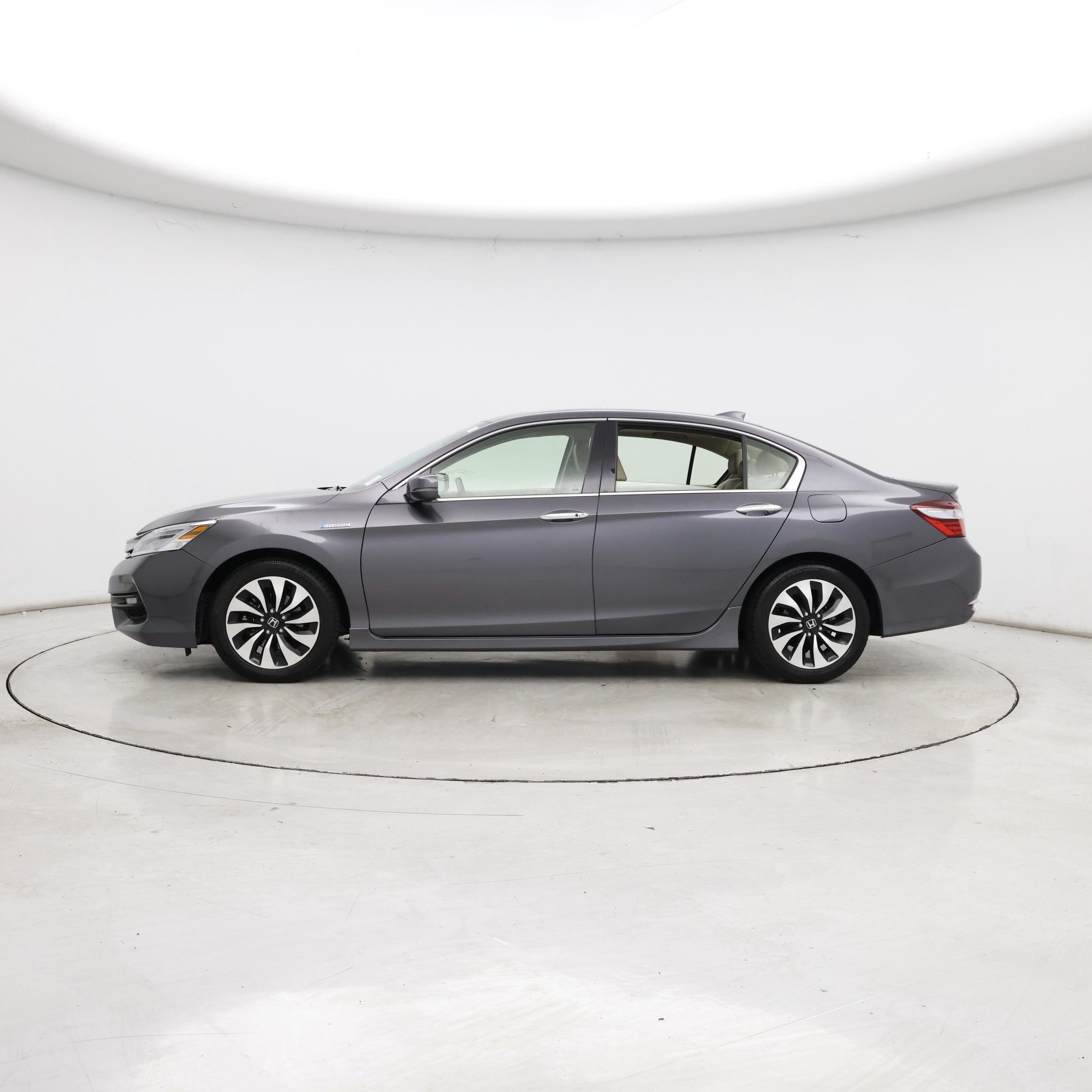 Thumbnail: 2017 Honda Accord - 3