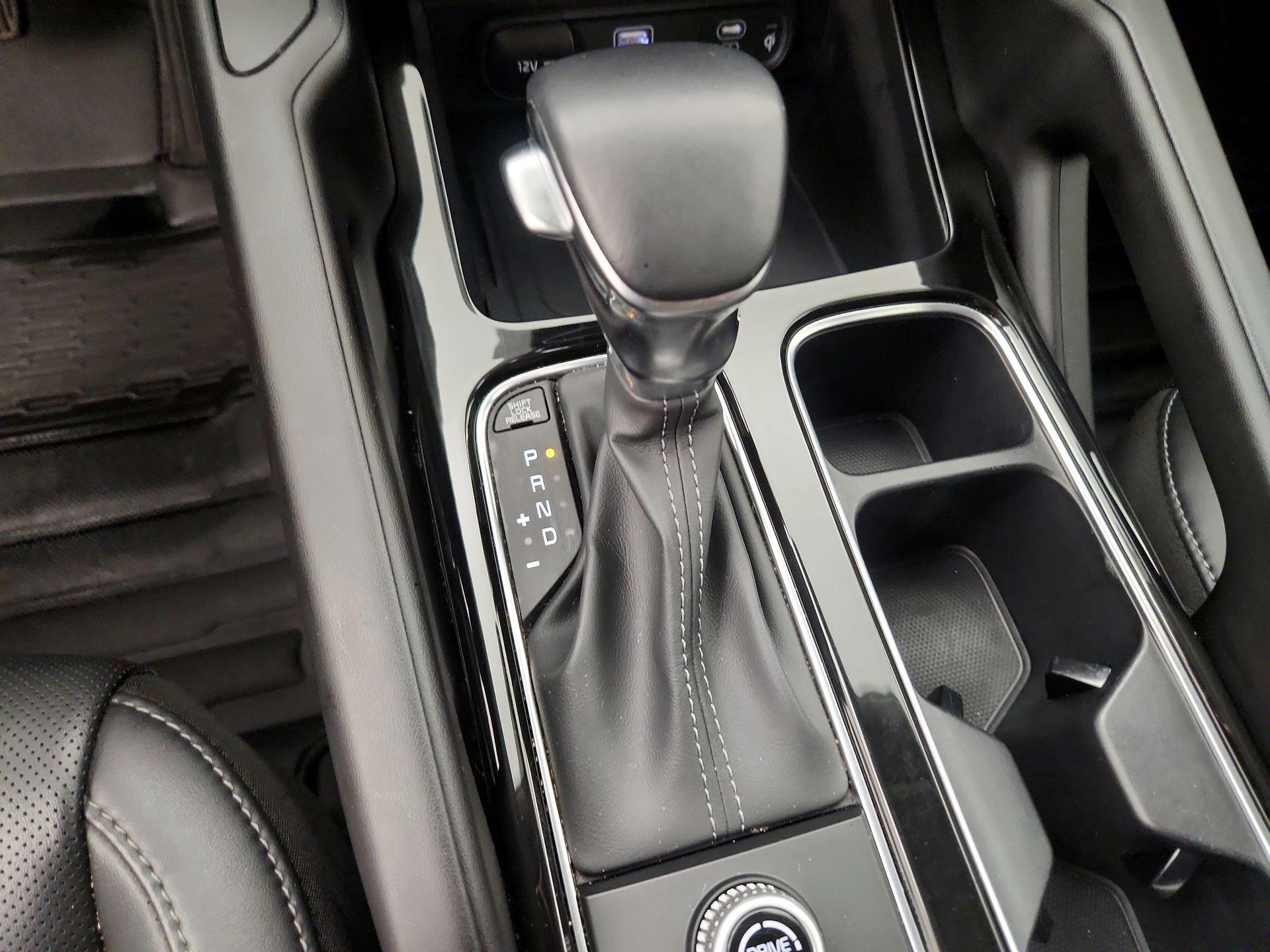 Thumbnail: 2024 Kia Telluride - 17