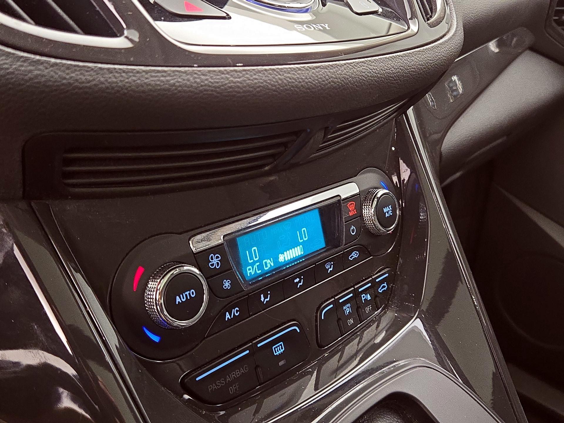 Thumbnail: 2014 Ford Escape - 16