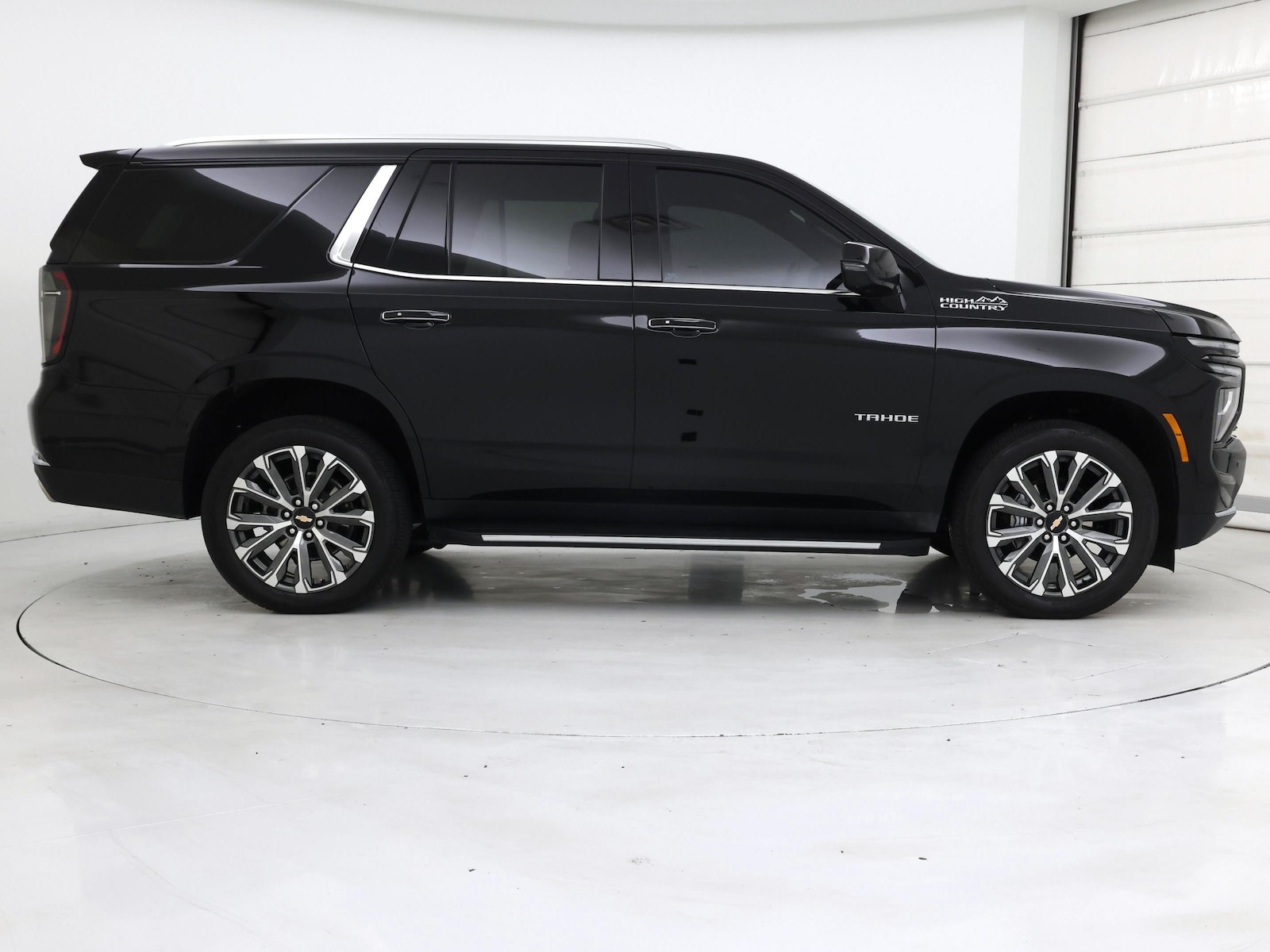 2026 Chevrolet Tahoe High Country - Photo 8