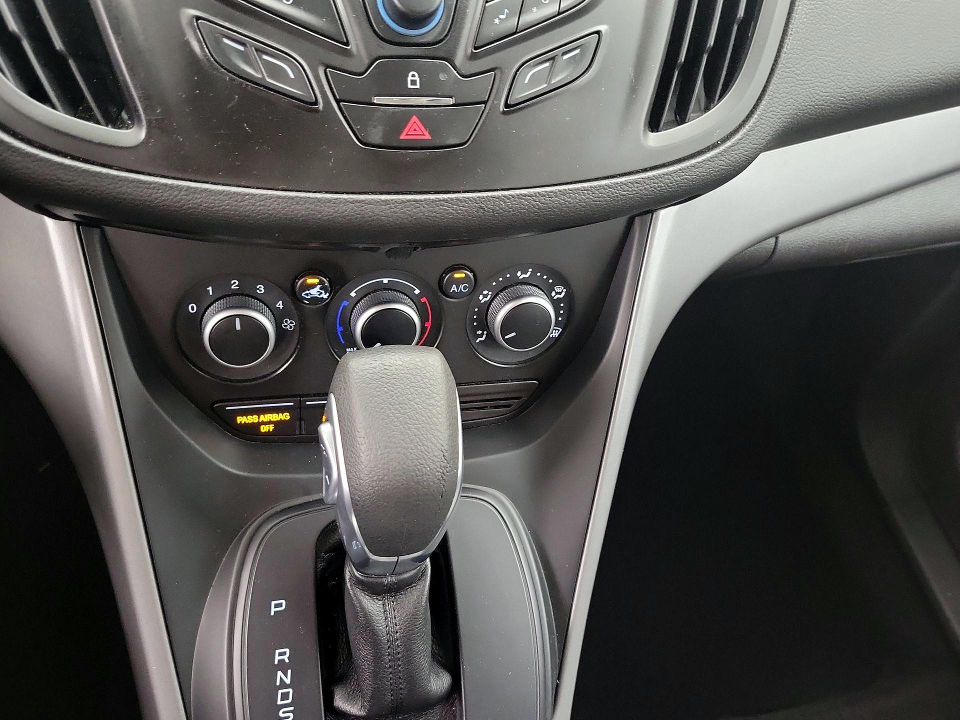 Thumbnail: 2016 Ford Escape - 16