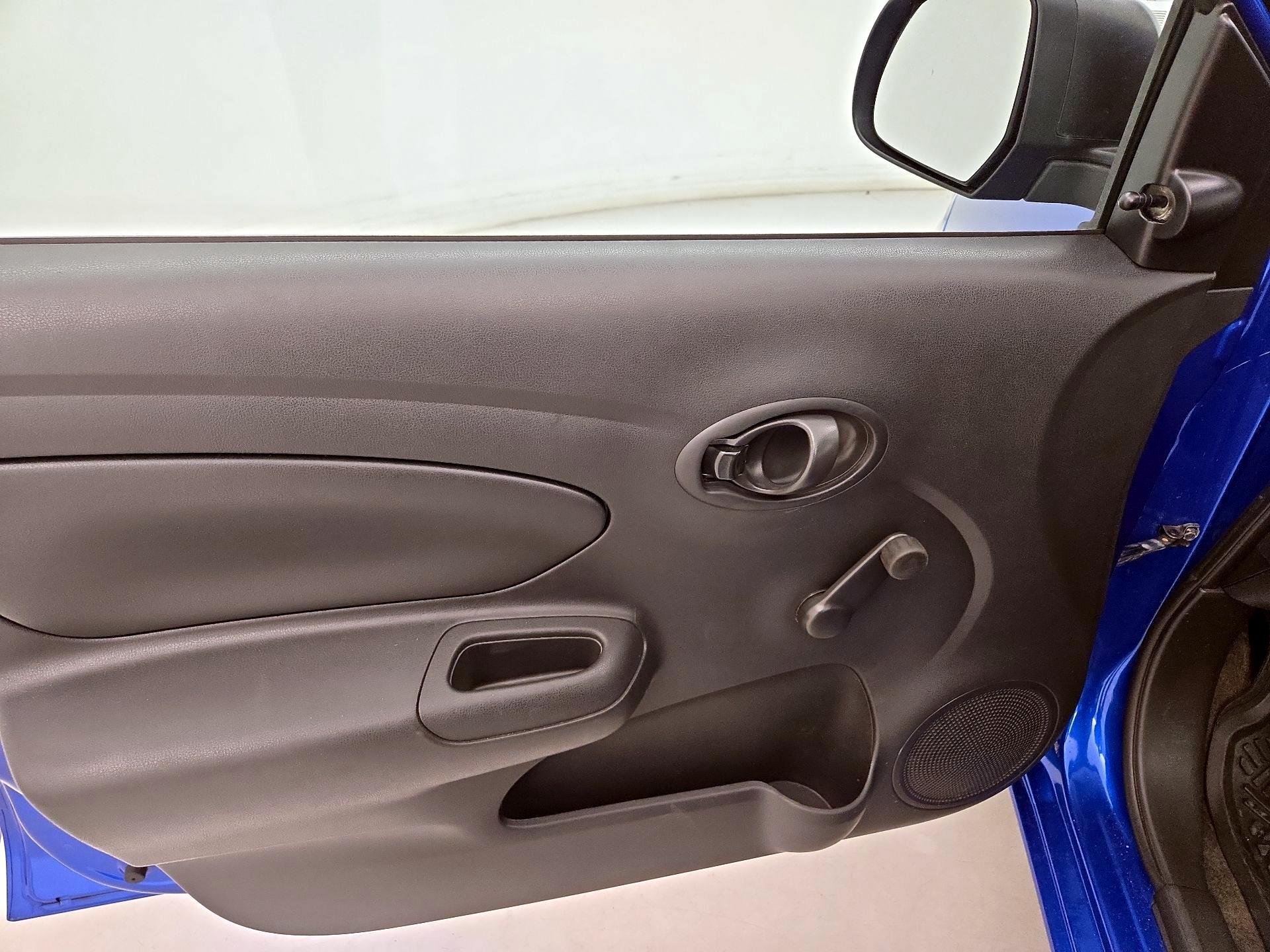 Thumbnail: 2015 Nissan Versa - 12