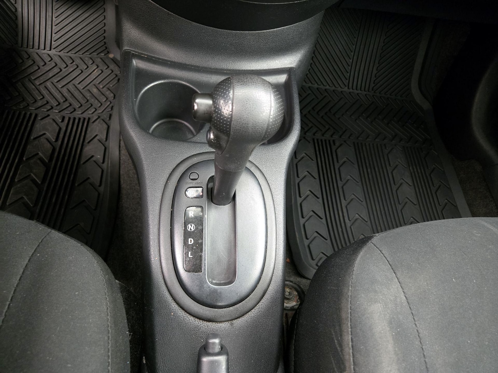 2015 Nissan Versa Sedan S Plus - Photo 17