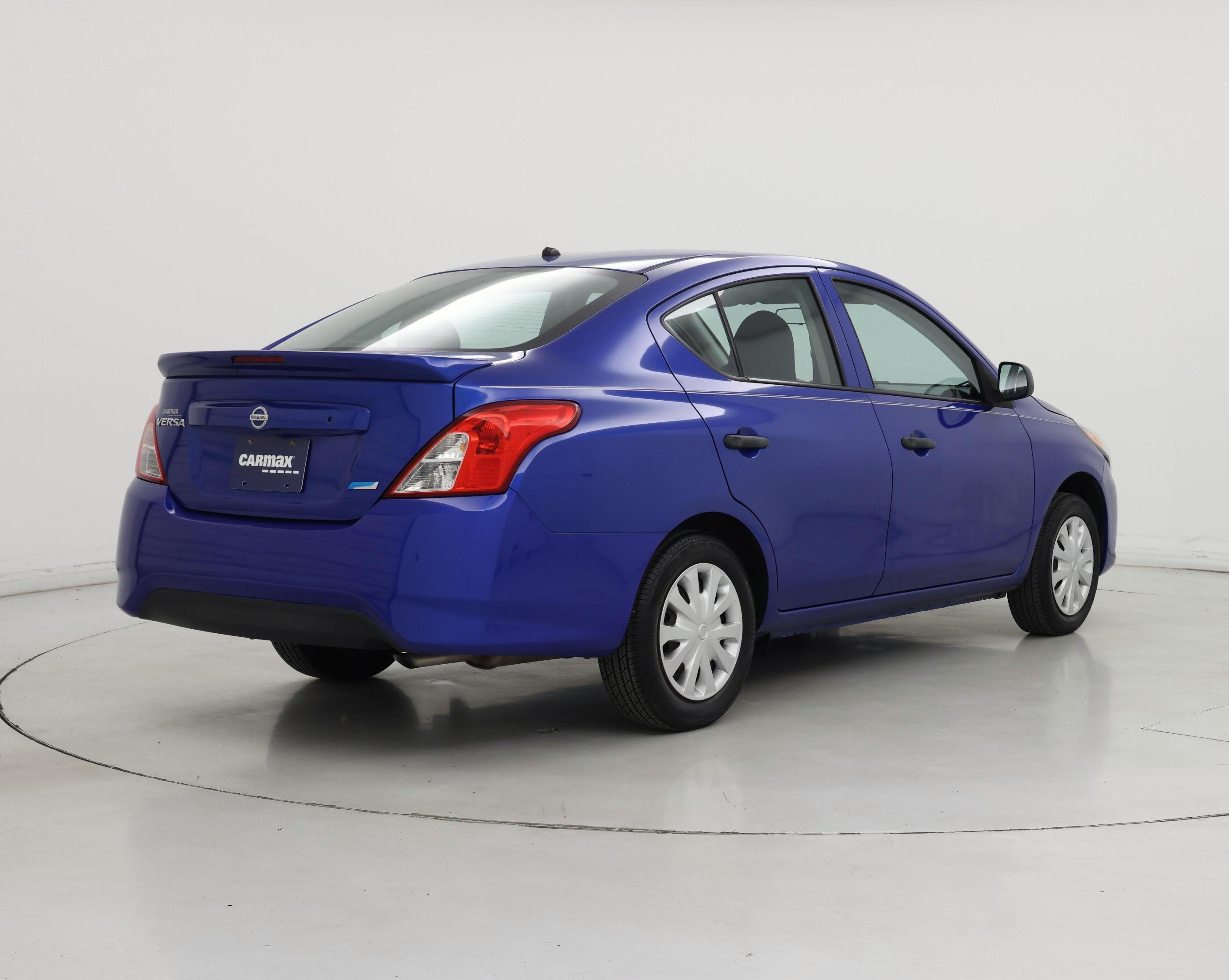Thumbnail: 2015 Nissan Versa - 8