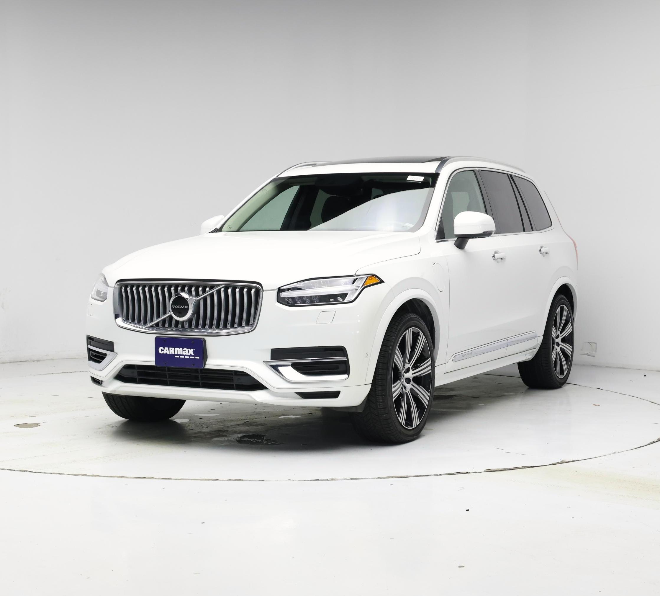 Thumbnail: 2022 Volvo XC90 - 4