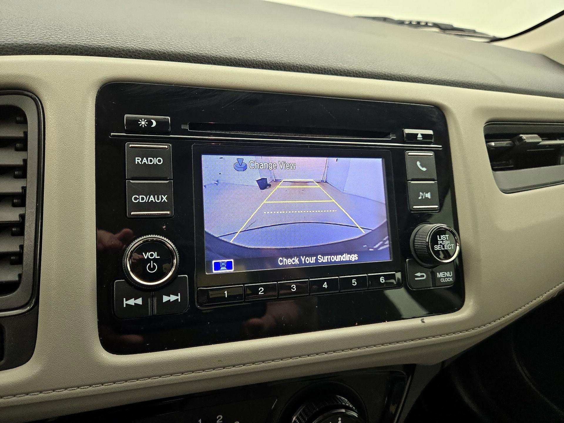 Thumbnail: 2016 Honda HR-V - 14