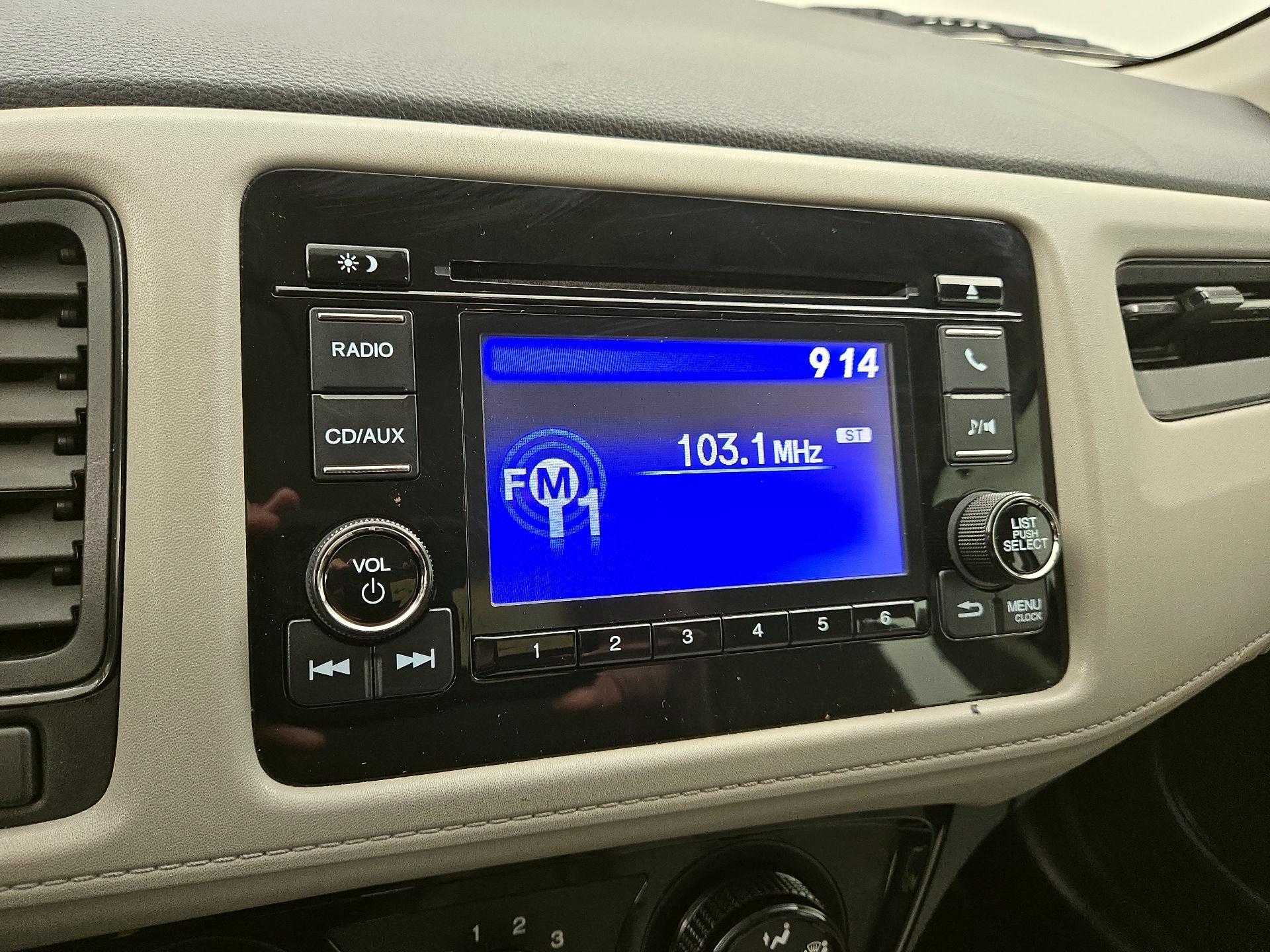 Thumbnail: 2016 Honda HR-V - 15