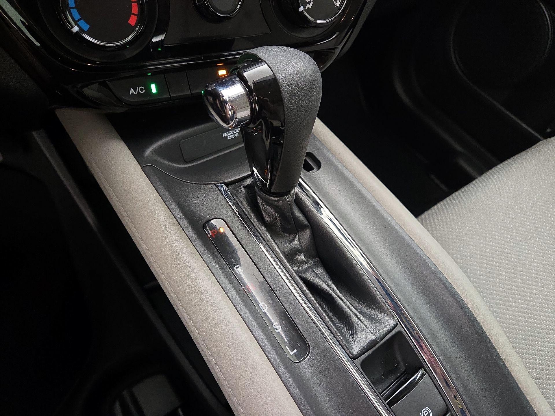 Thumbnail: 2016 Honda HR-V - 17