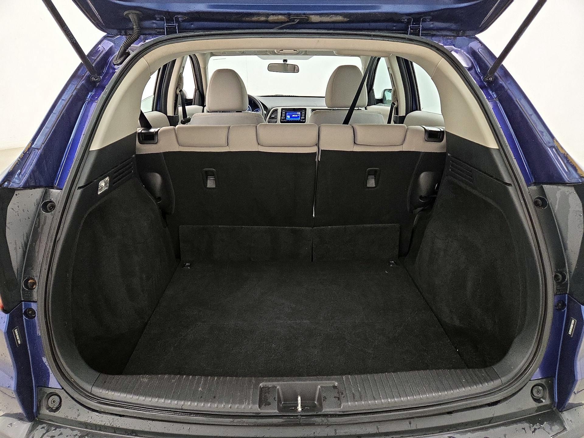 Thumbnail: 2016 Honda HR-V - 20