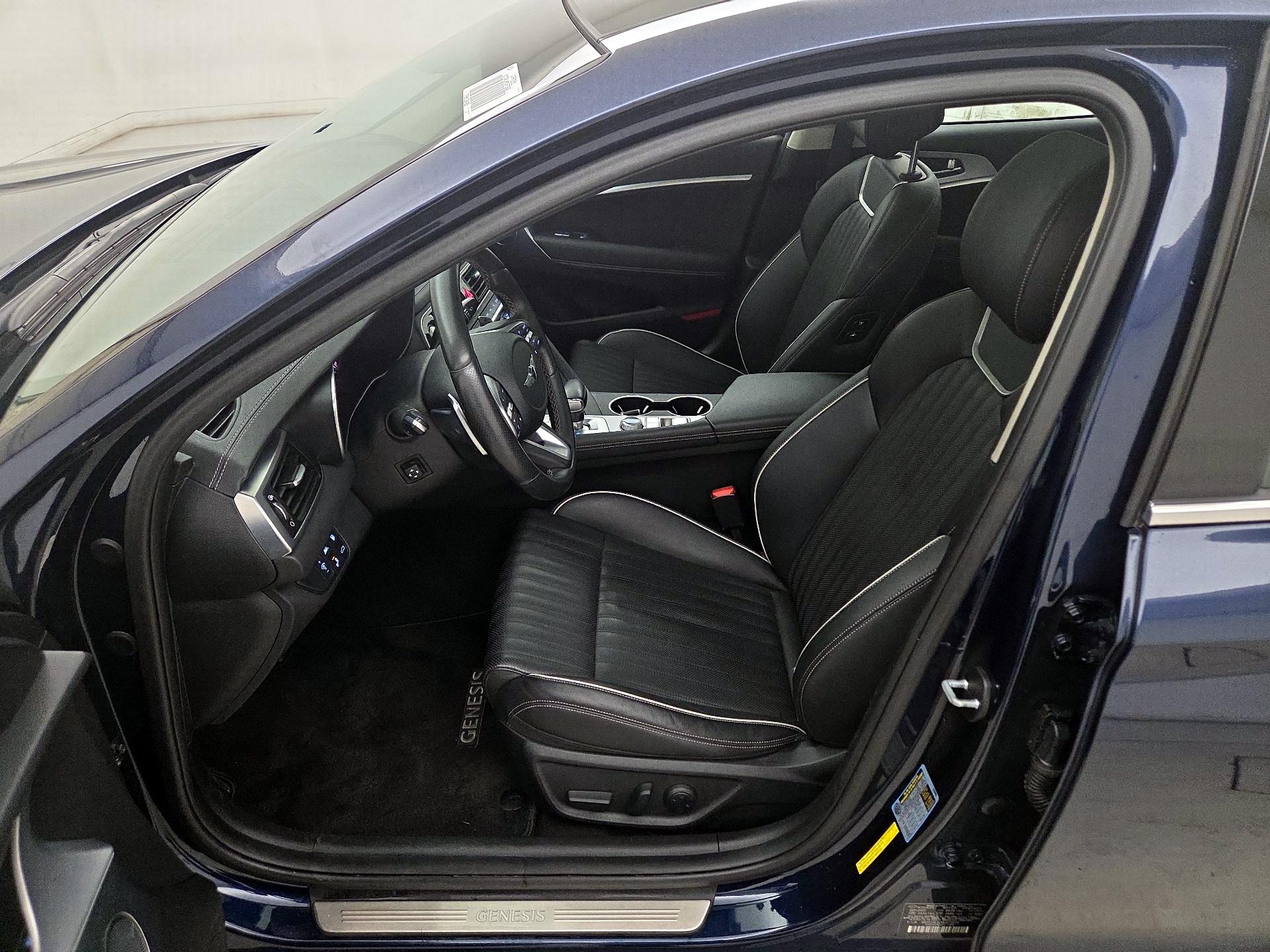 Thumbnail: 2021 Genesis G70 - 11