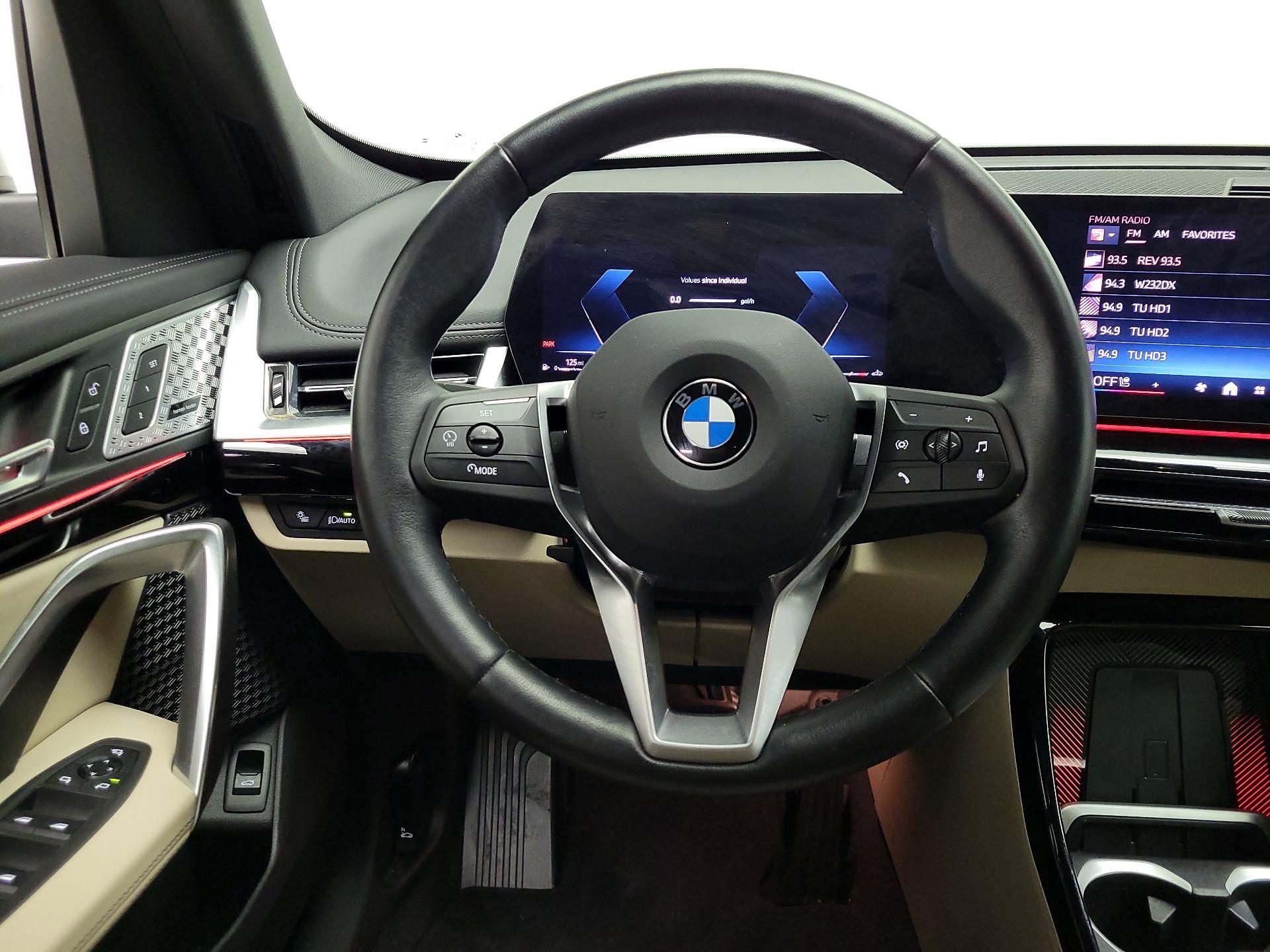 Thumbnail: 2024 BMW X1 - 10