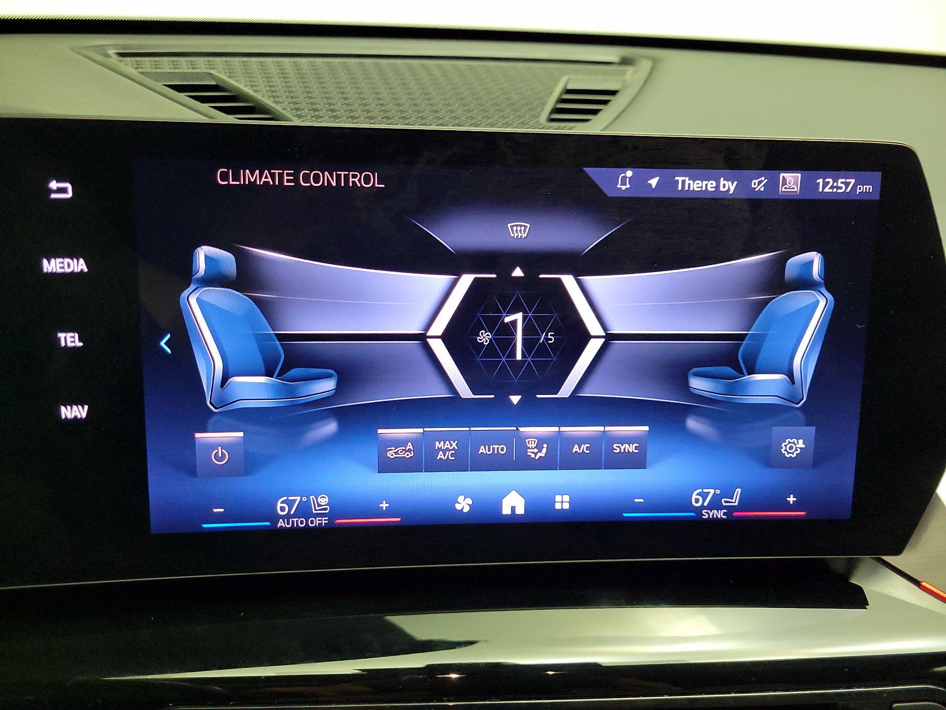 Thumbnail: 2024 BMW X1 - 15