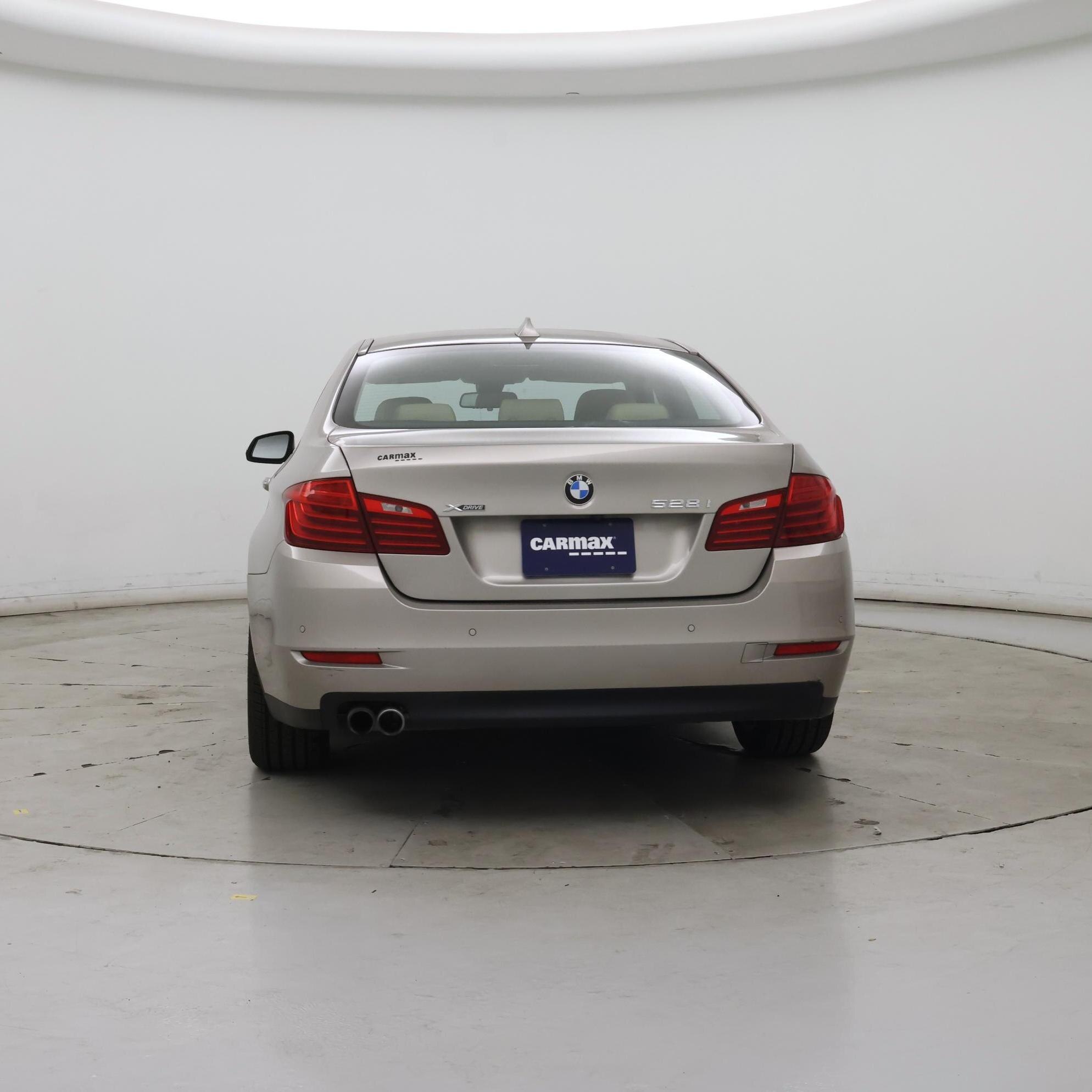 Thumbnail: 2016 BMW 5 Series - 6