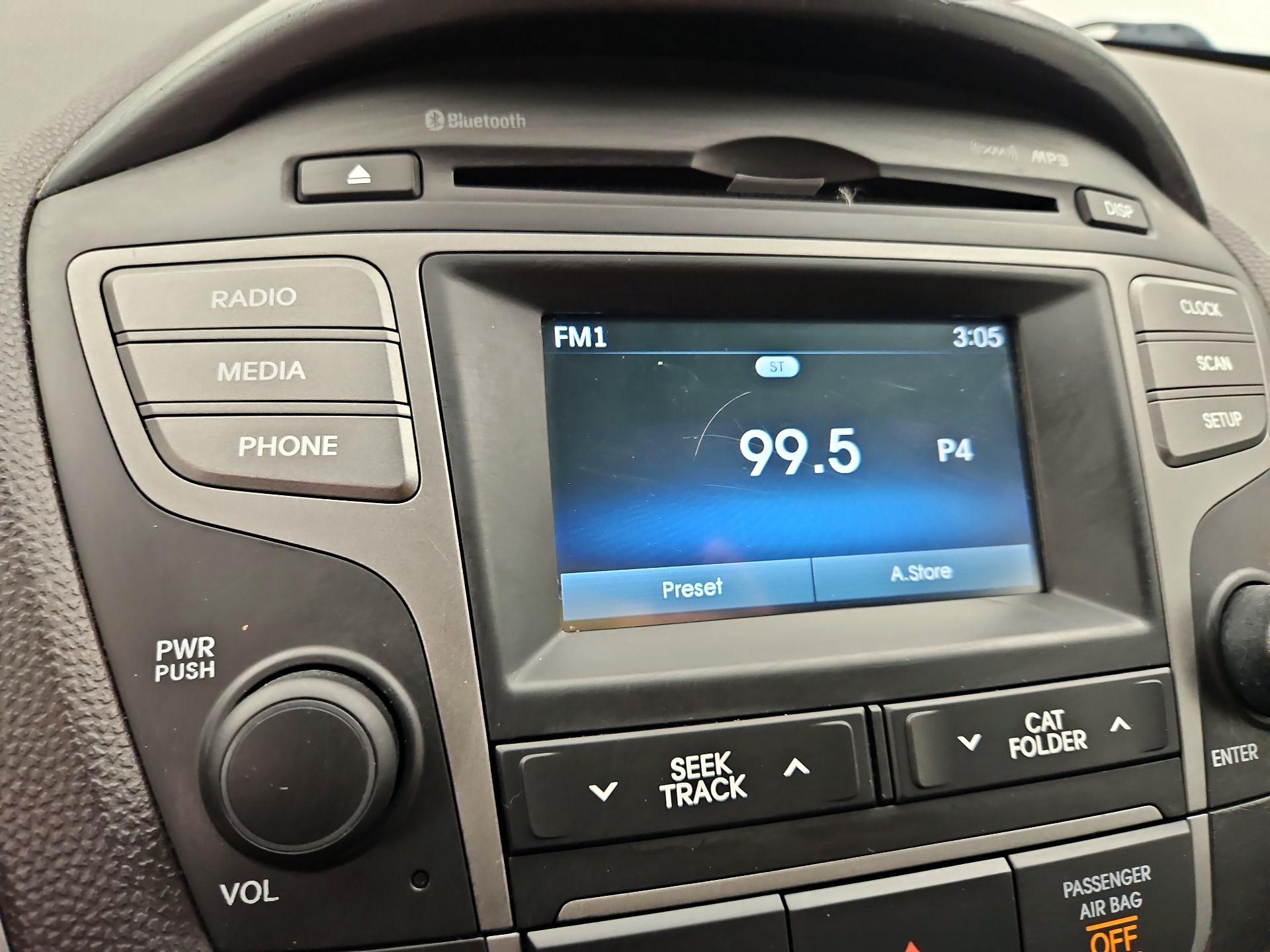 Thumbnail: 2014 Hyundai Tucson - 15