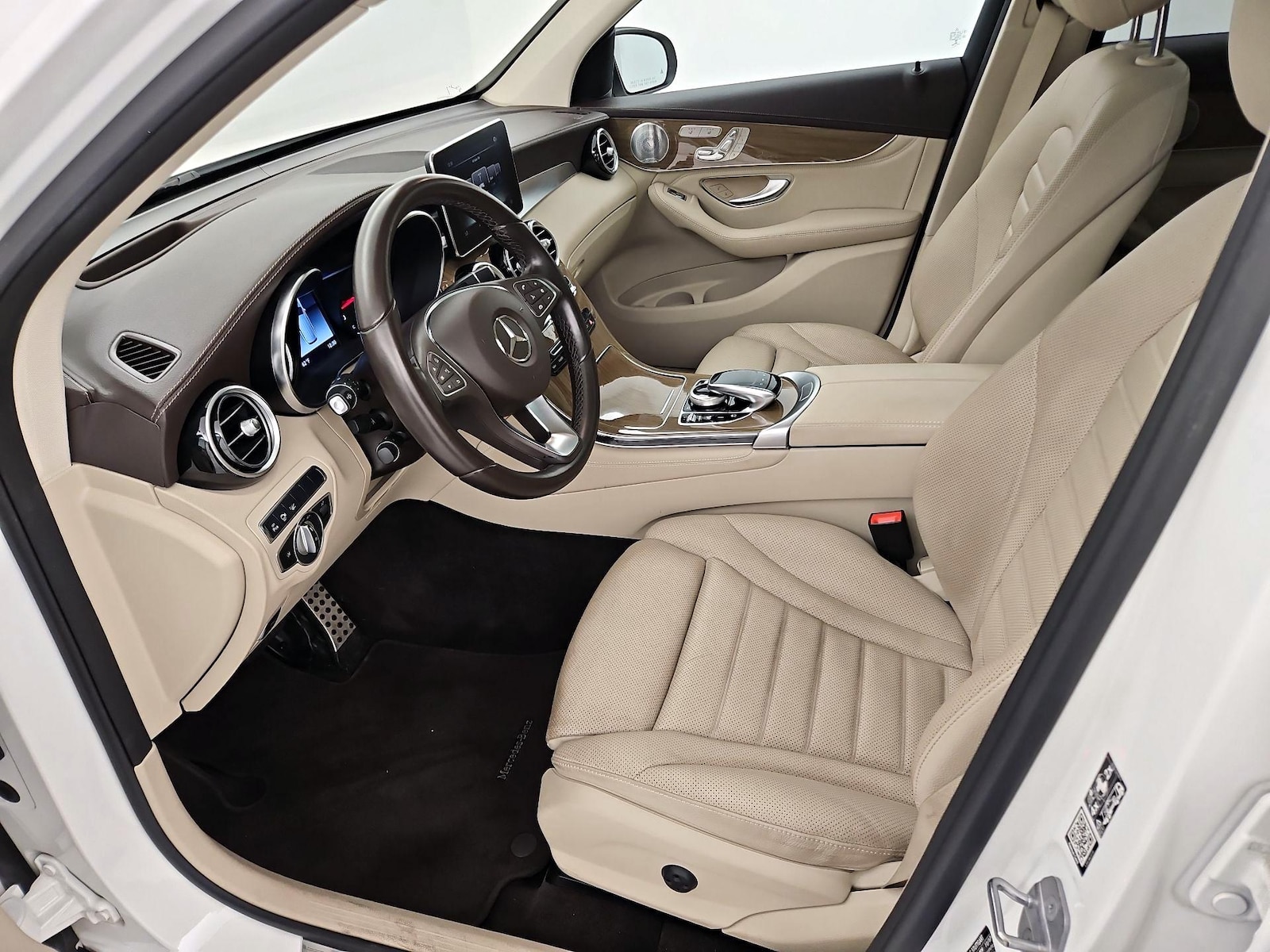 2018 Mercedes-Benz GLC AMG GLC43 - Photo 12