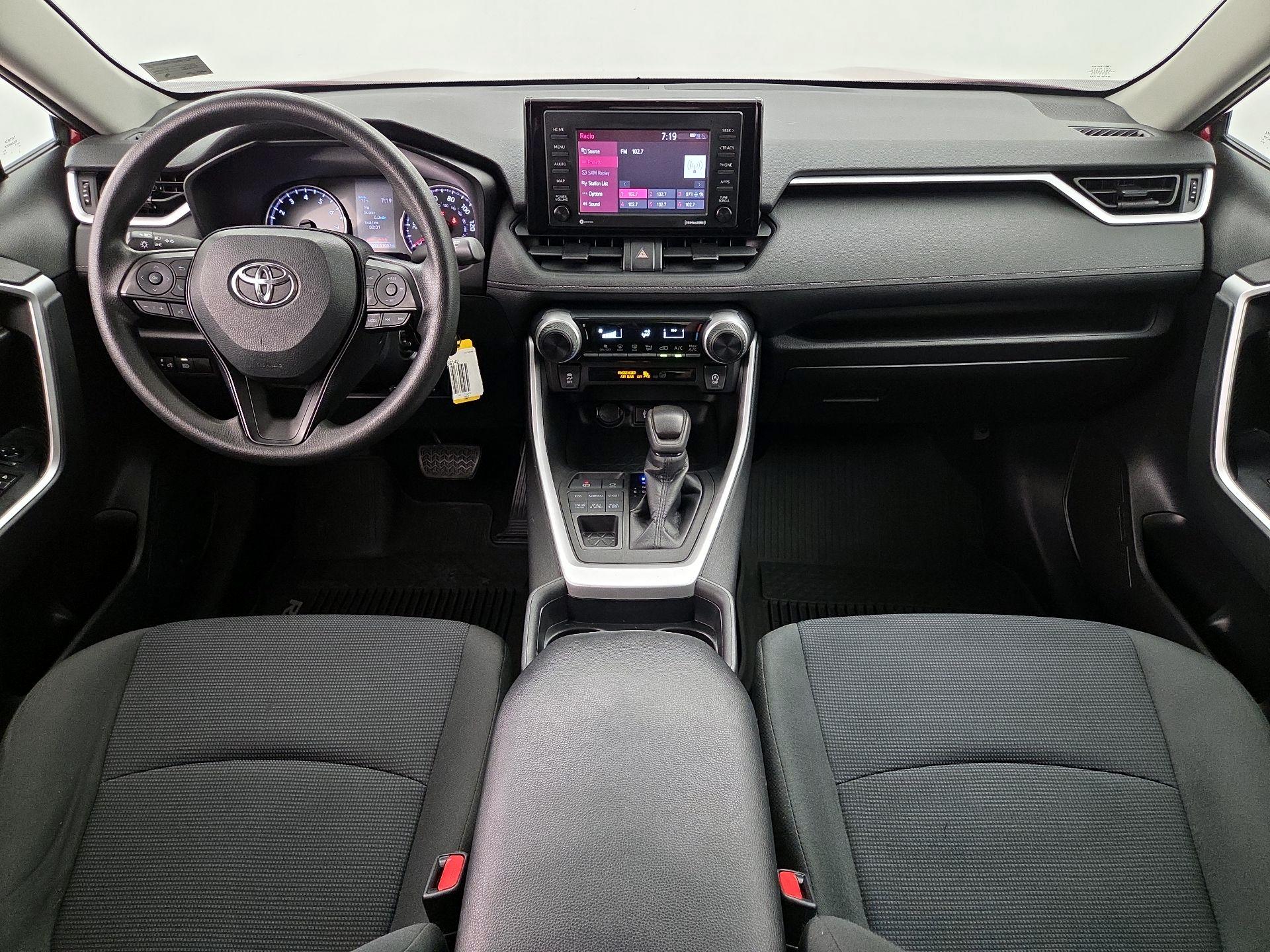 Thumbnail: 2020 Toyota RAV4 - 9