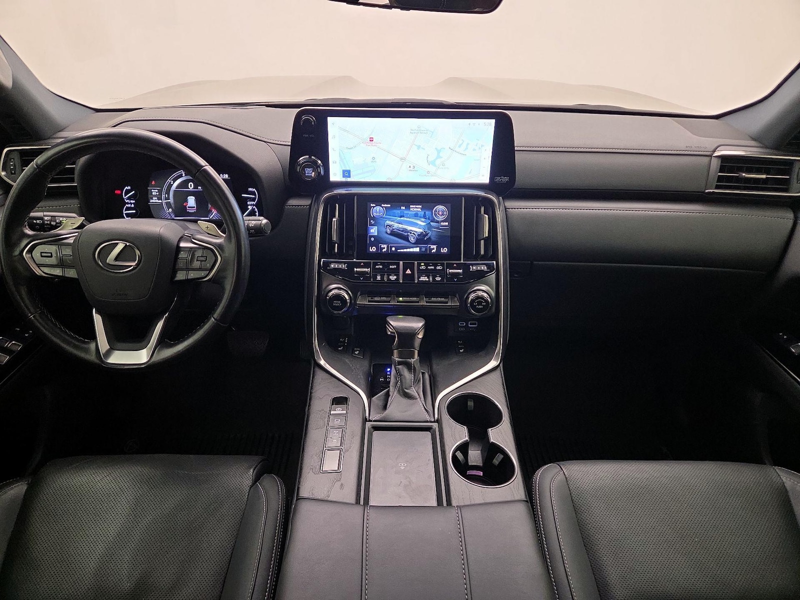 2024 Lexus LX Premium - Photo 10