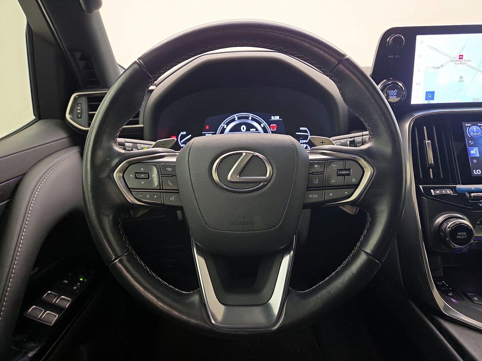 2024 Lexus LX Premium - Photo 11