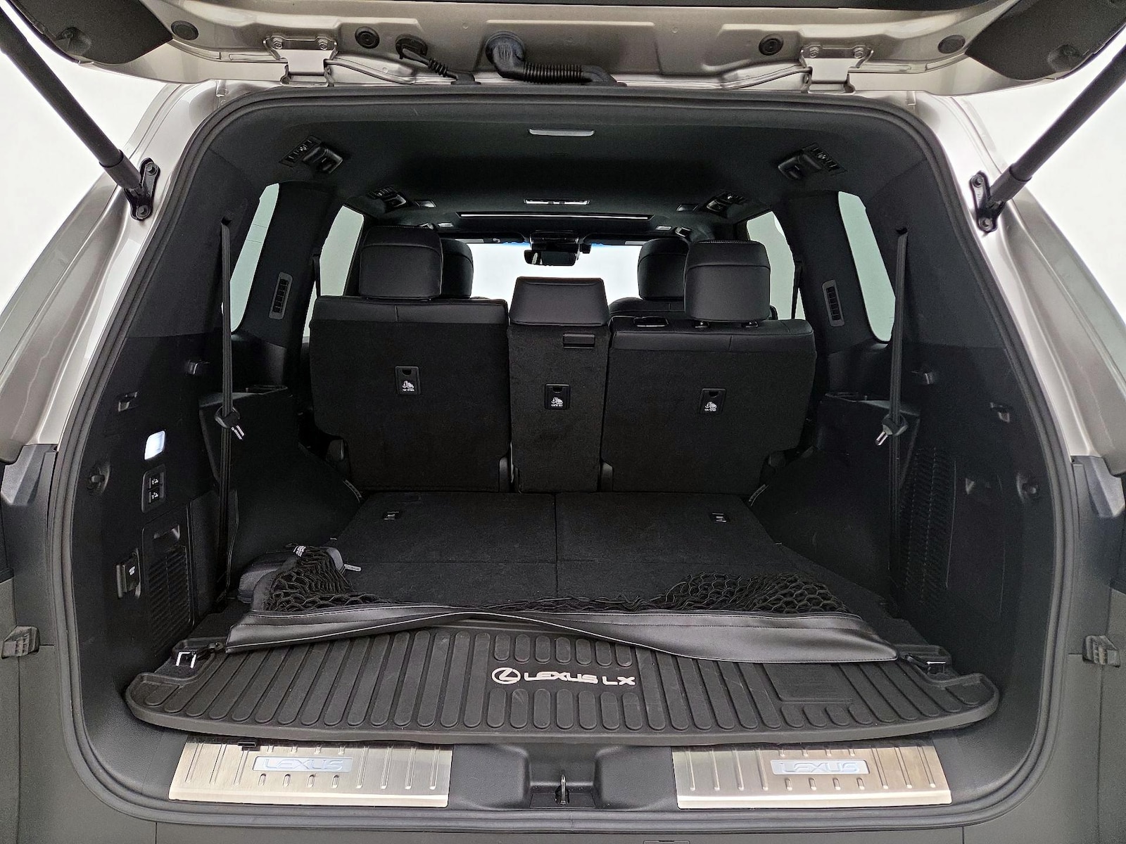 2024 Lexus LX Premium - Photo 23