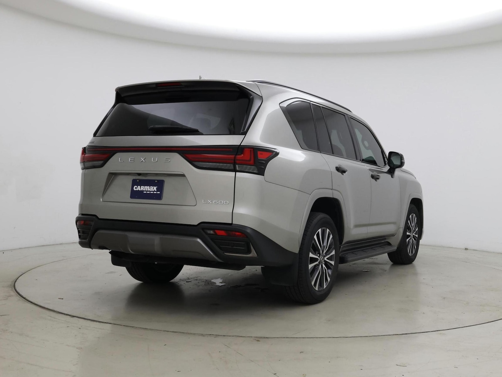 2024 Lexus LX Premium - Photo 9