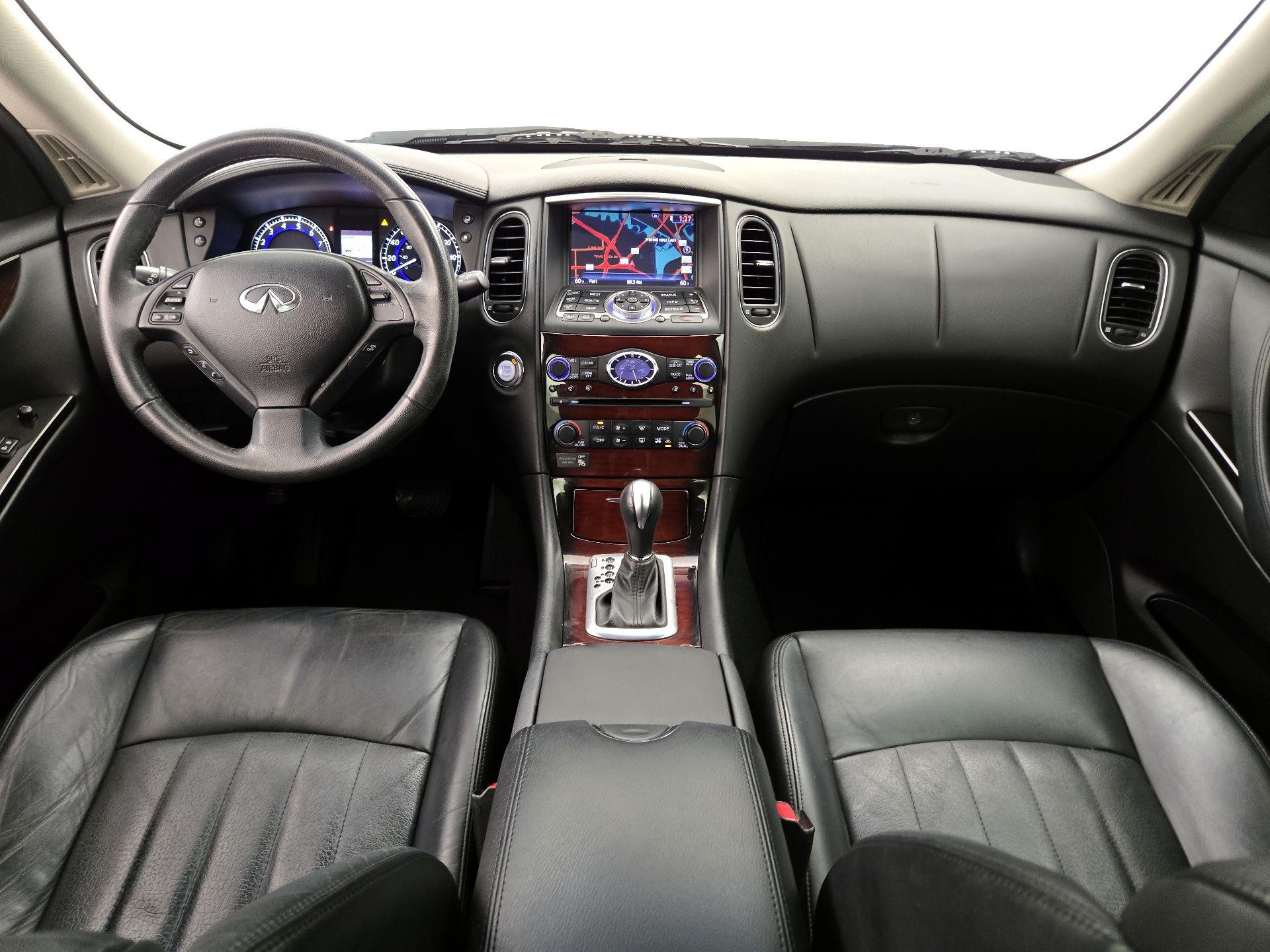 Thumbnail: 2017 INFINITI QX50 - 9