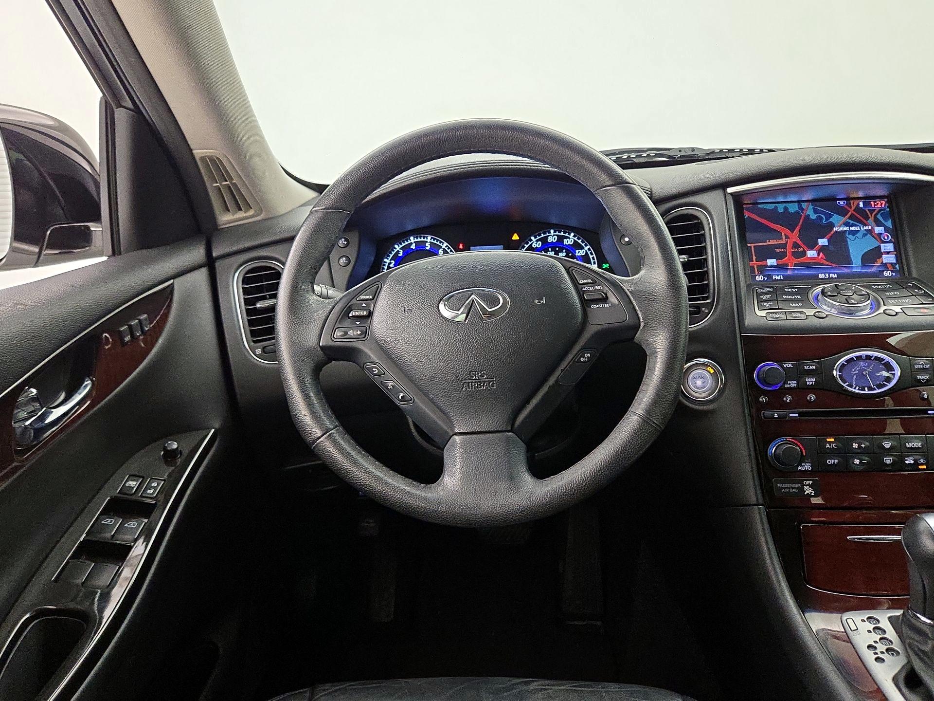 Thumbnail: 2017 INFINITI QX50 - 10