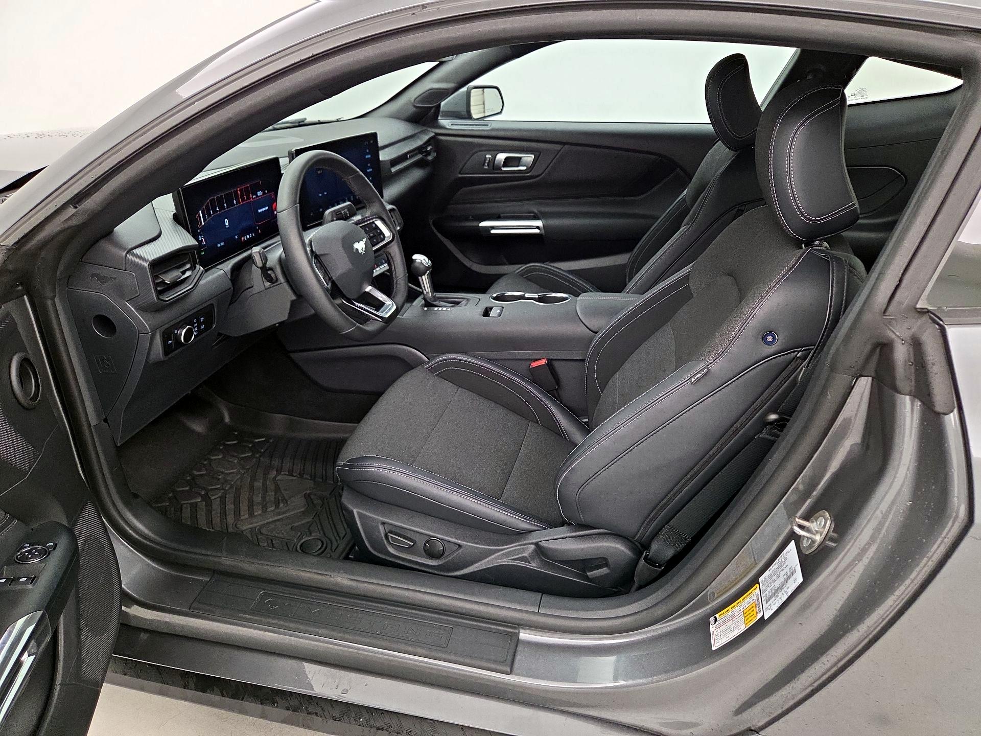 Thumbnail: 2025 Ford Mustang - 11