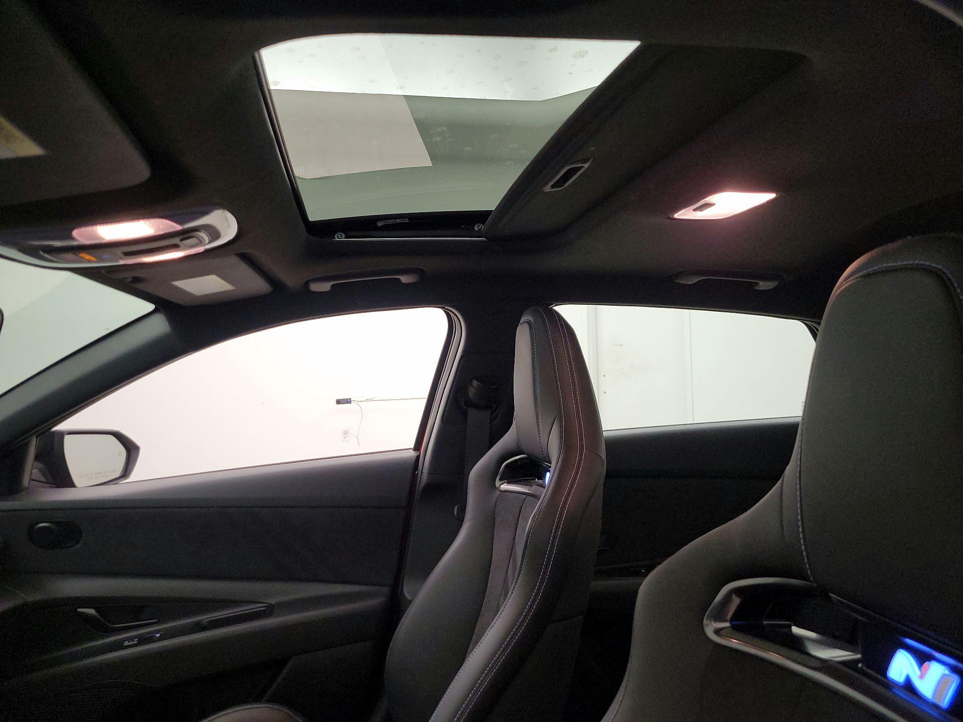 Thumbnail: 2025 Hyundai Elantra - 20