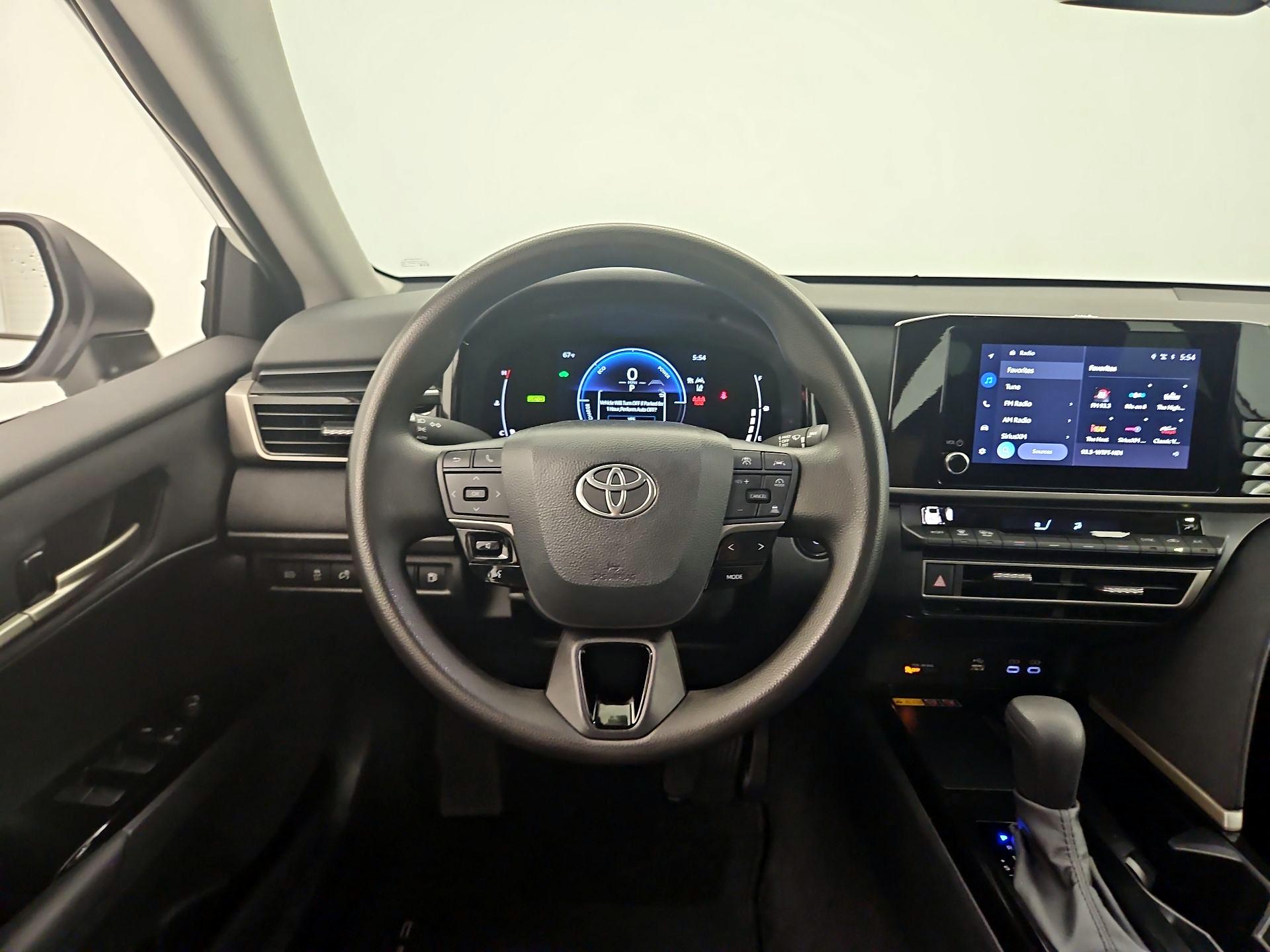 Thumbnail: 2025 Toyota Camry - 10