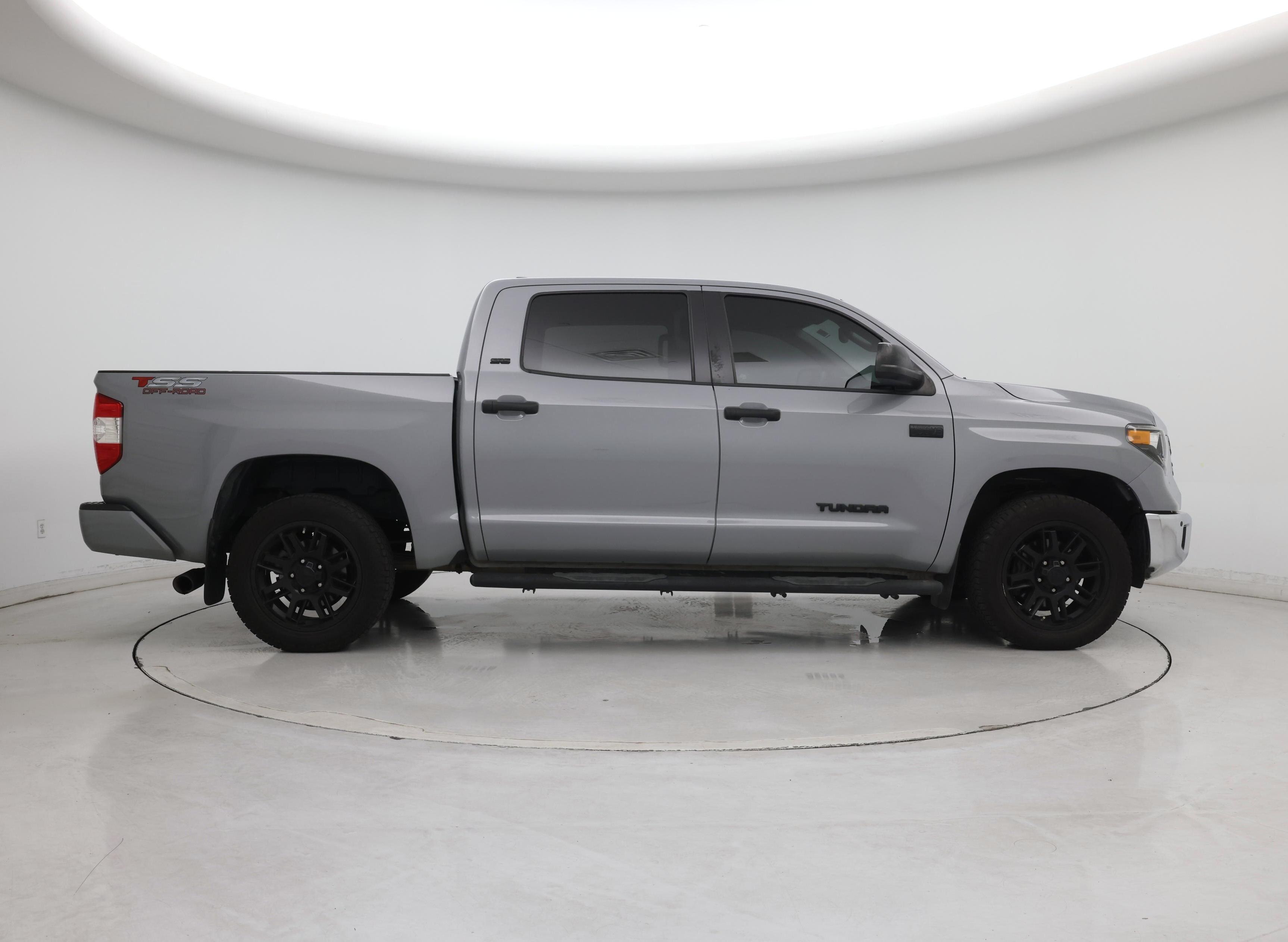 Thumbnail: 2021 Toyota Tundra - 7