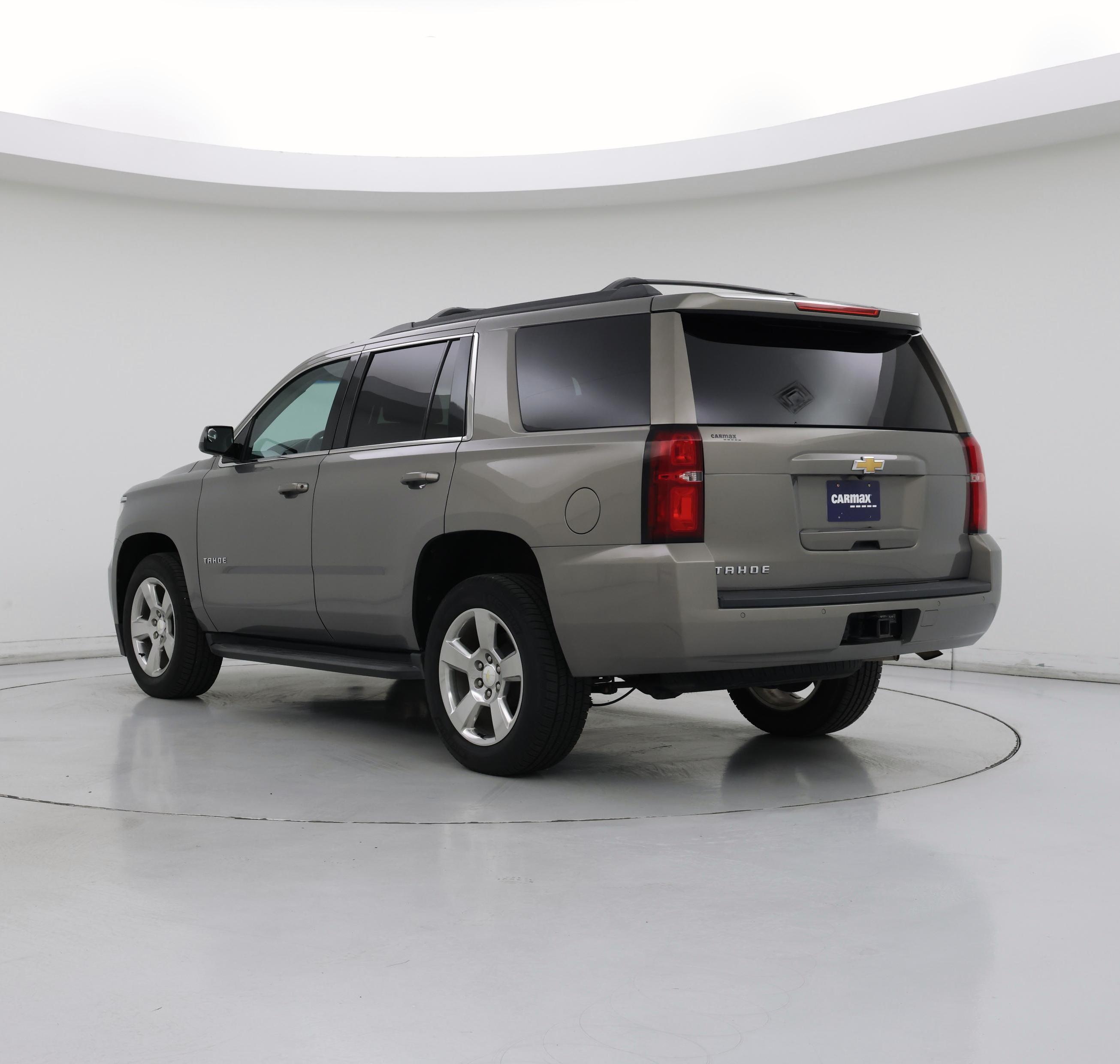 Thumbnail: 2017 Chevrolet Tahoe - 2