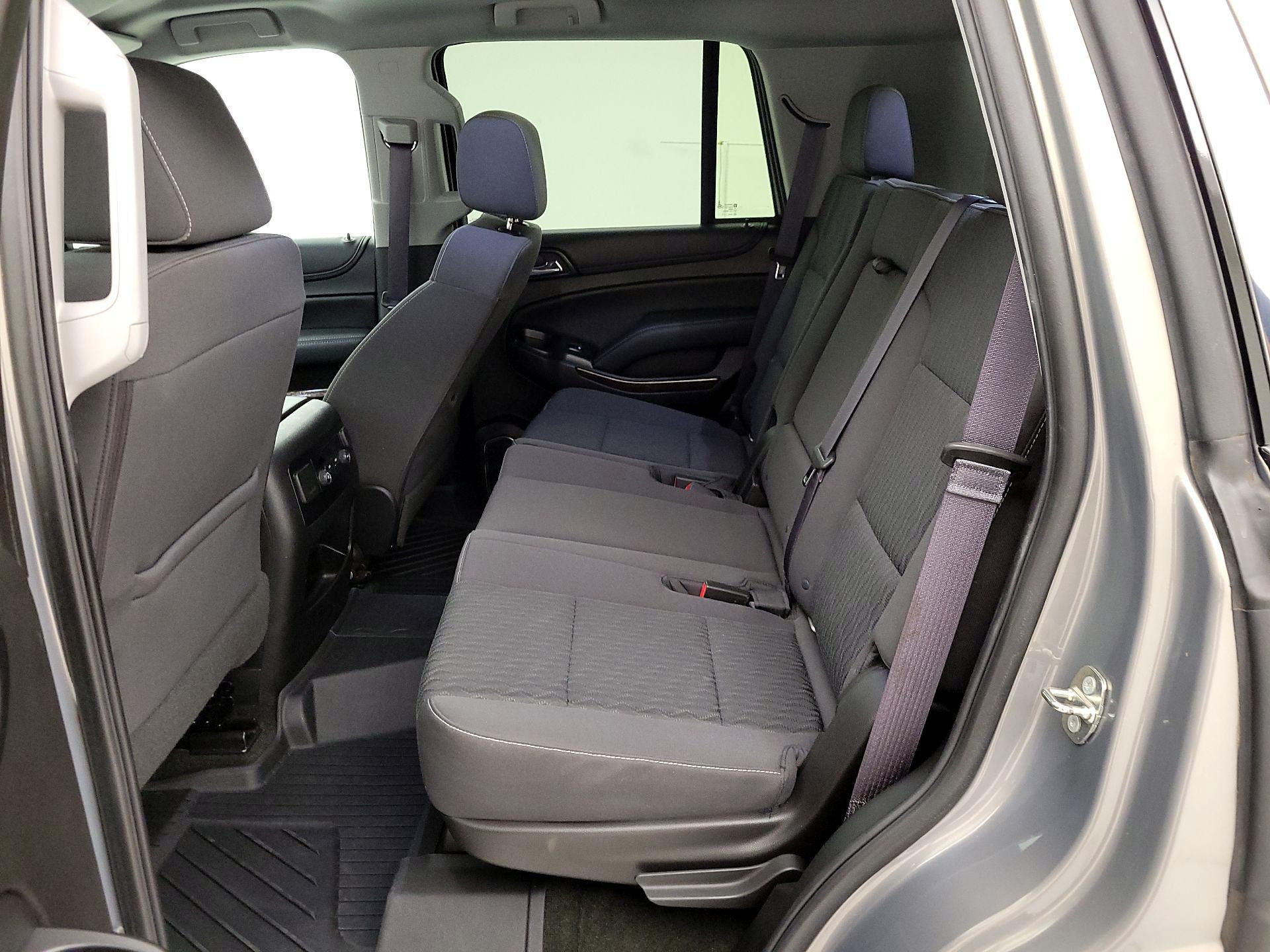Thumbnail: 2017 Chevrolet Tahoe - 19