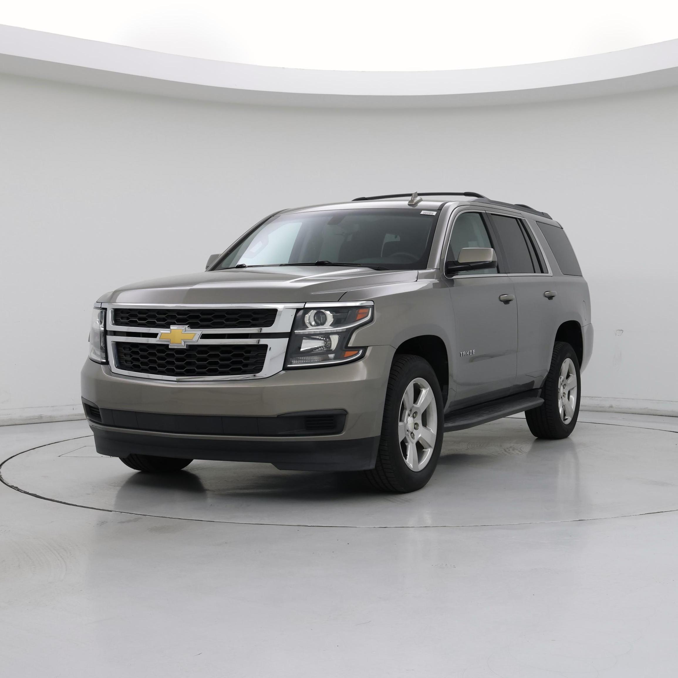 Thumbnail: 2017 Chevrolet Tahoe - 4