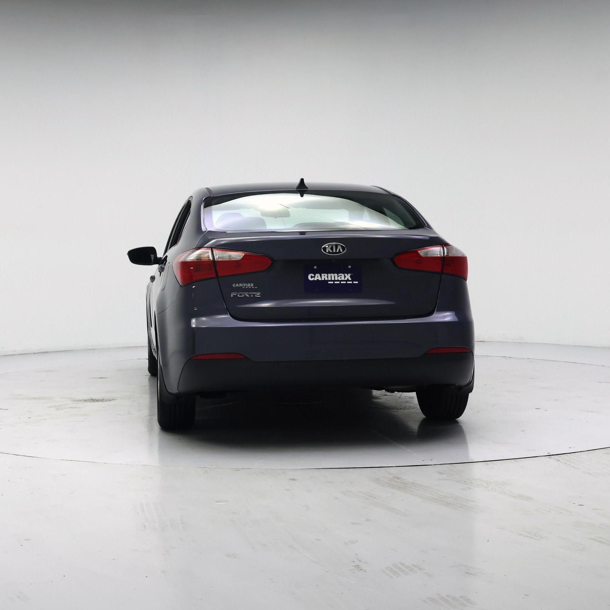 Thumbnail: 2016 Kia Forte - 6