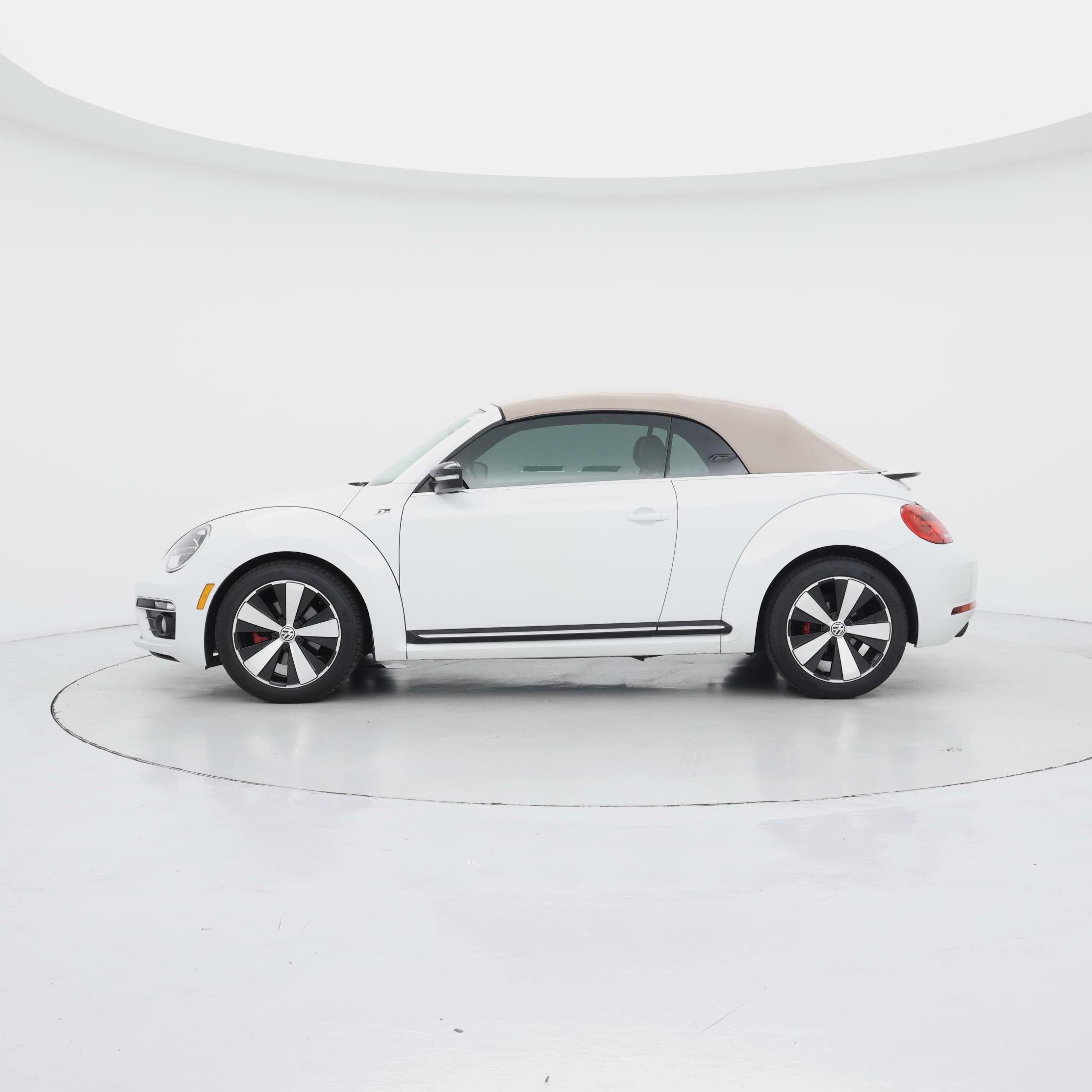 Thumbnail: 2014 Volkswagen Beetle - 3